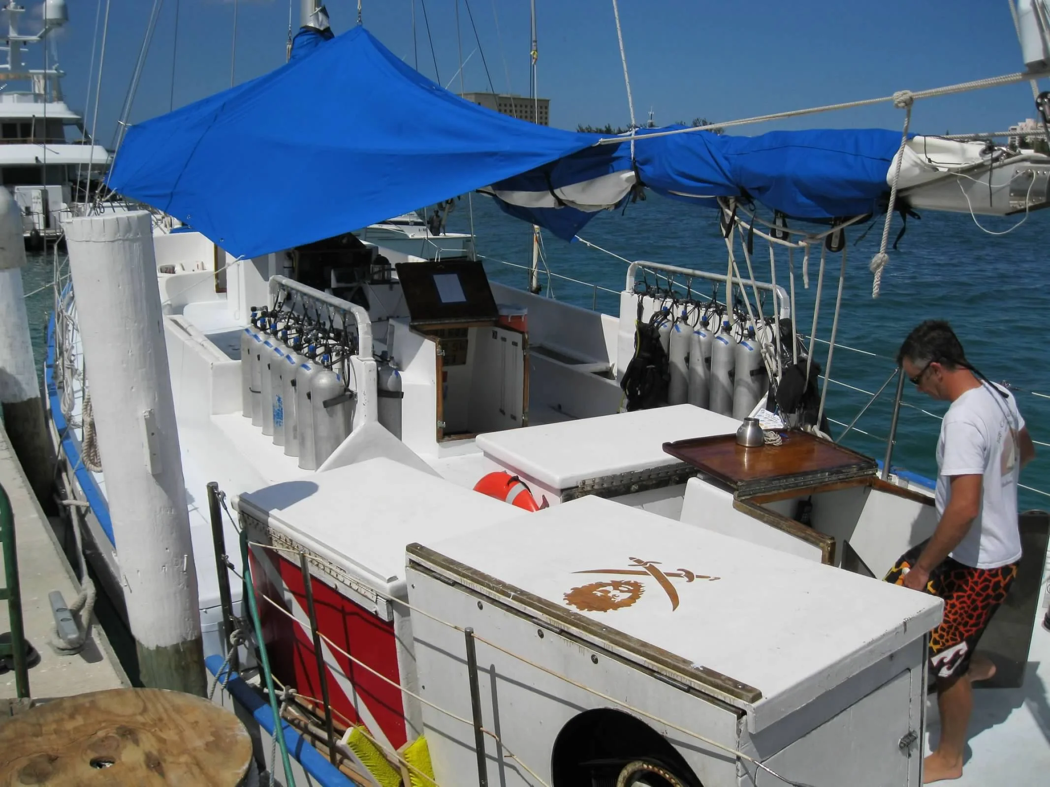 00-4guiunxfDaQFv0XMcv2UbTCRBAv0uOqyneVwT43y7v-VGbNu6R6QKGl2Ao71-M5T.jfif