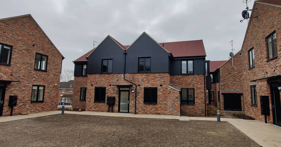 Fantastic to see our affordable housing project at Bookbinders Cottages now 99.5% complete - just waiting for rain and sunshine to help the grass grow!
&middot;
The scheme provides the charity with 17 new flats and a site office; spread across four n