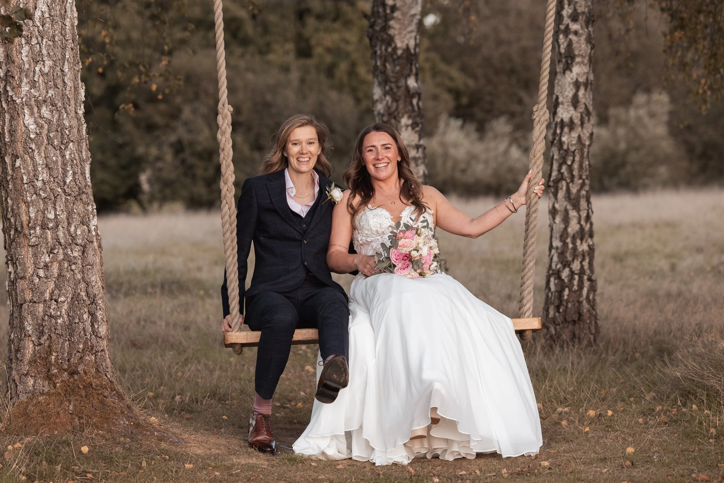 Pia and Emily’s Brookfield Barn Wedding