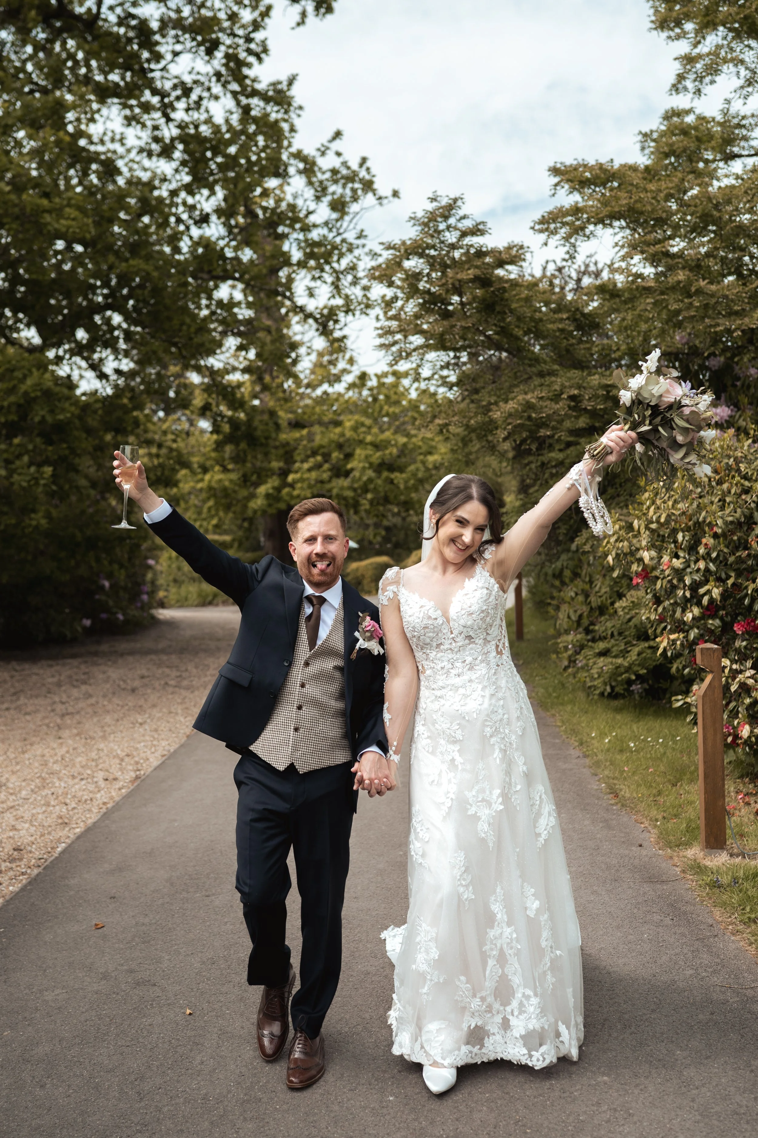 Sneak Peek | Sam and Beth’s Wedding At South Lodge