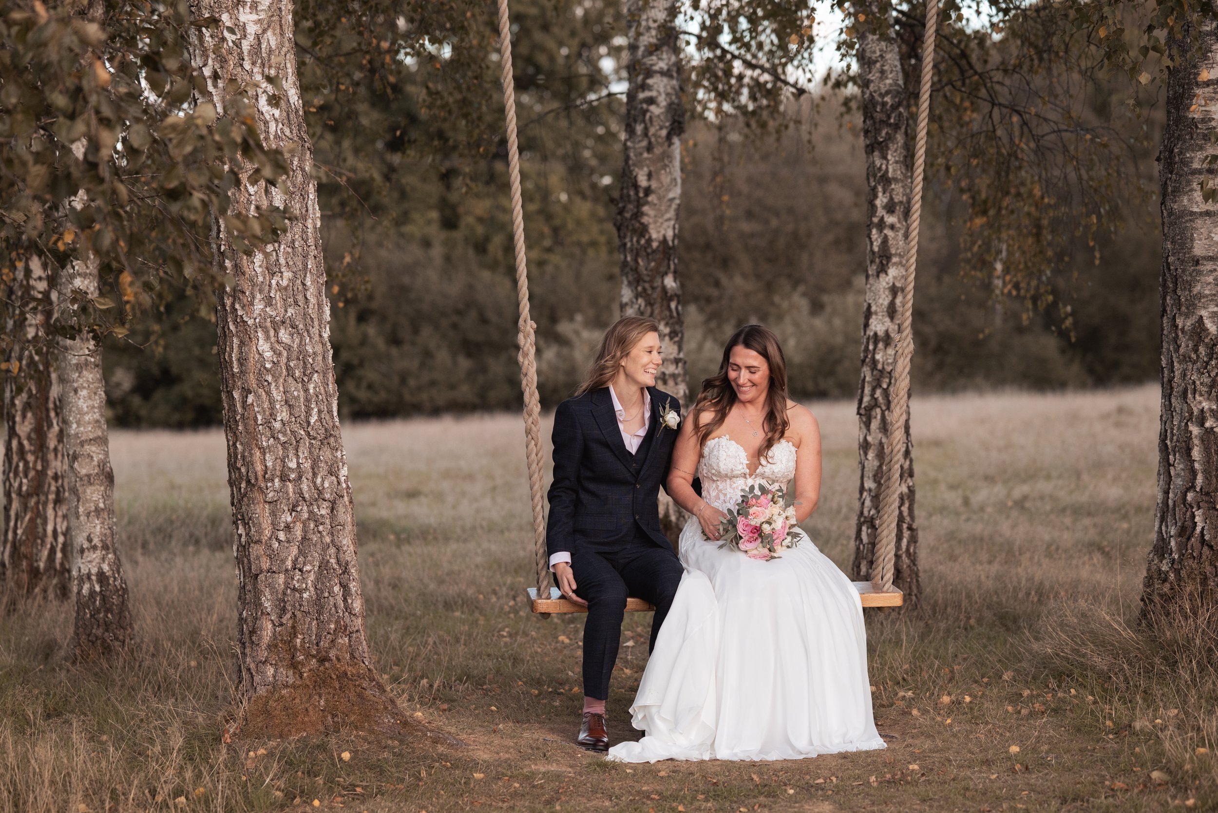 Pia and Emily’s Brookfield Barn Wedding