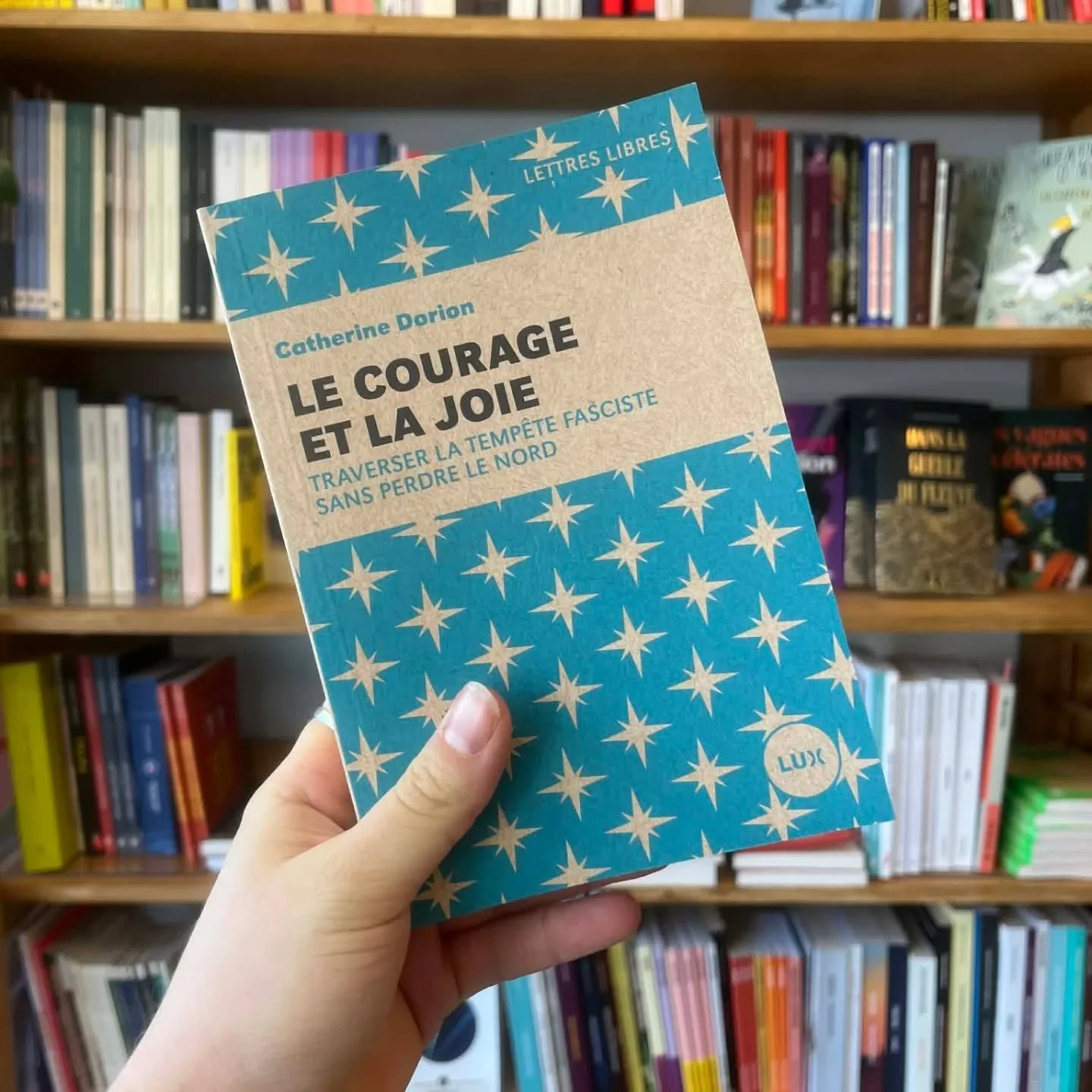 Des nouveaut&eacute;s, des nouveaut&eacute;s PALPITANTES ! ❤️

@luxediteur 
@editionsmemoiredencrier 
@xyzeditions 
@editionsdelaruedorion 
@ecosociete