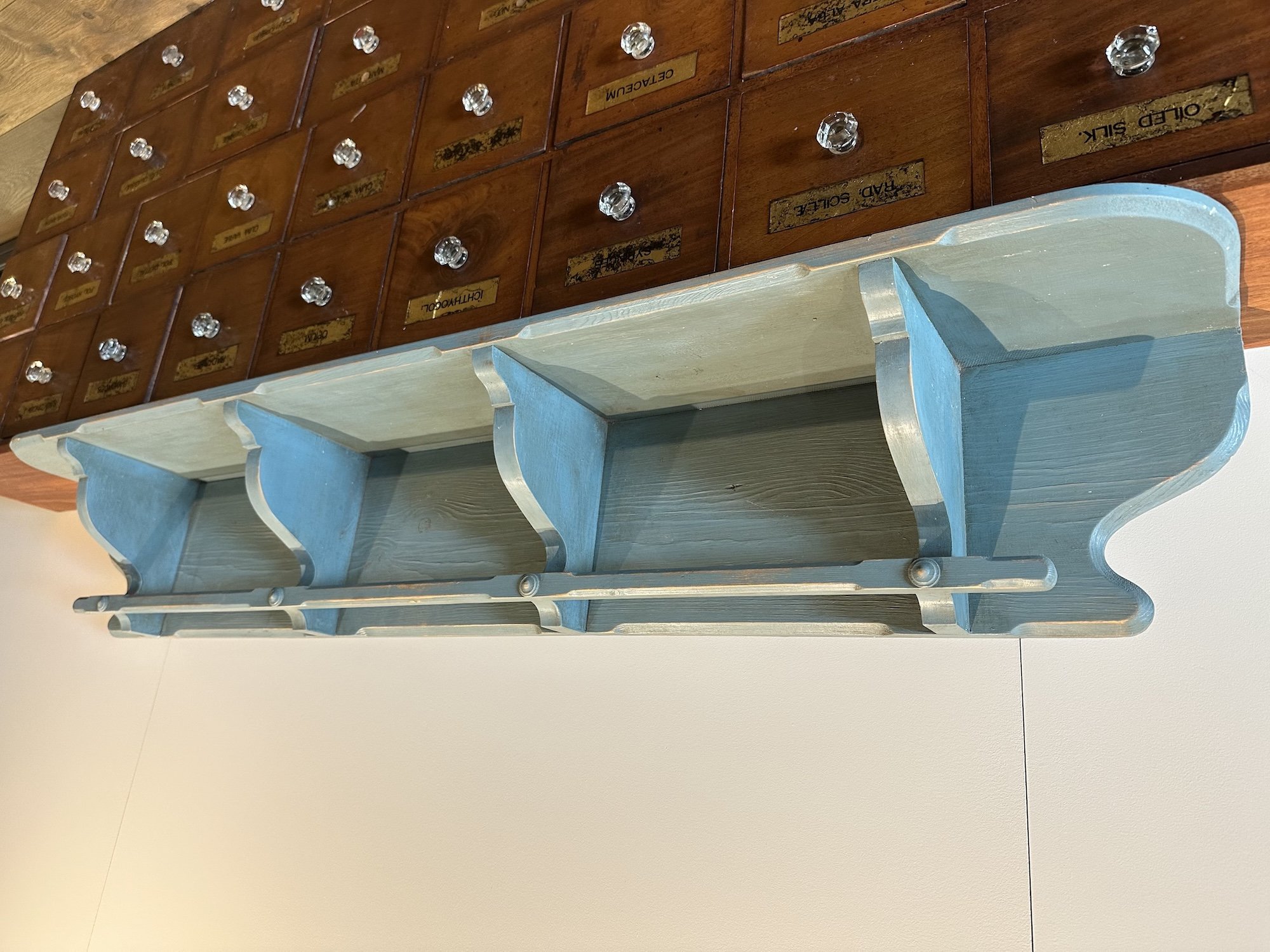 Wall Shelf 4.jpeg