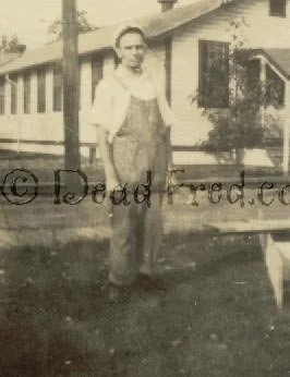  Dead Fred  Photo #1030    Comments:  B P YOUNG (Nee: ) | IL UNITED STATES | c1920 | Comments: SAILOR,OVERALLS 