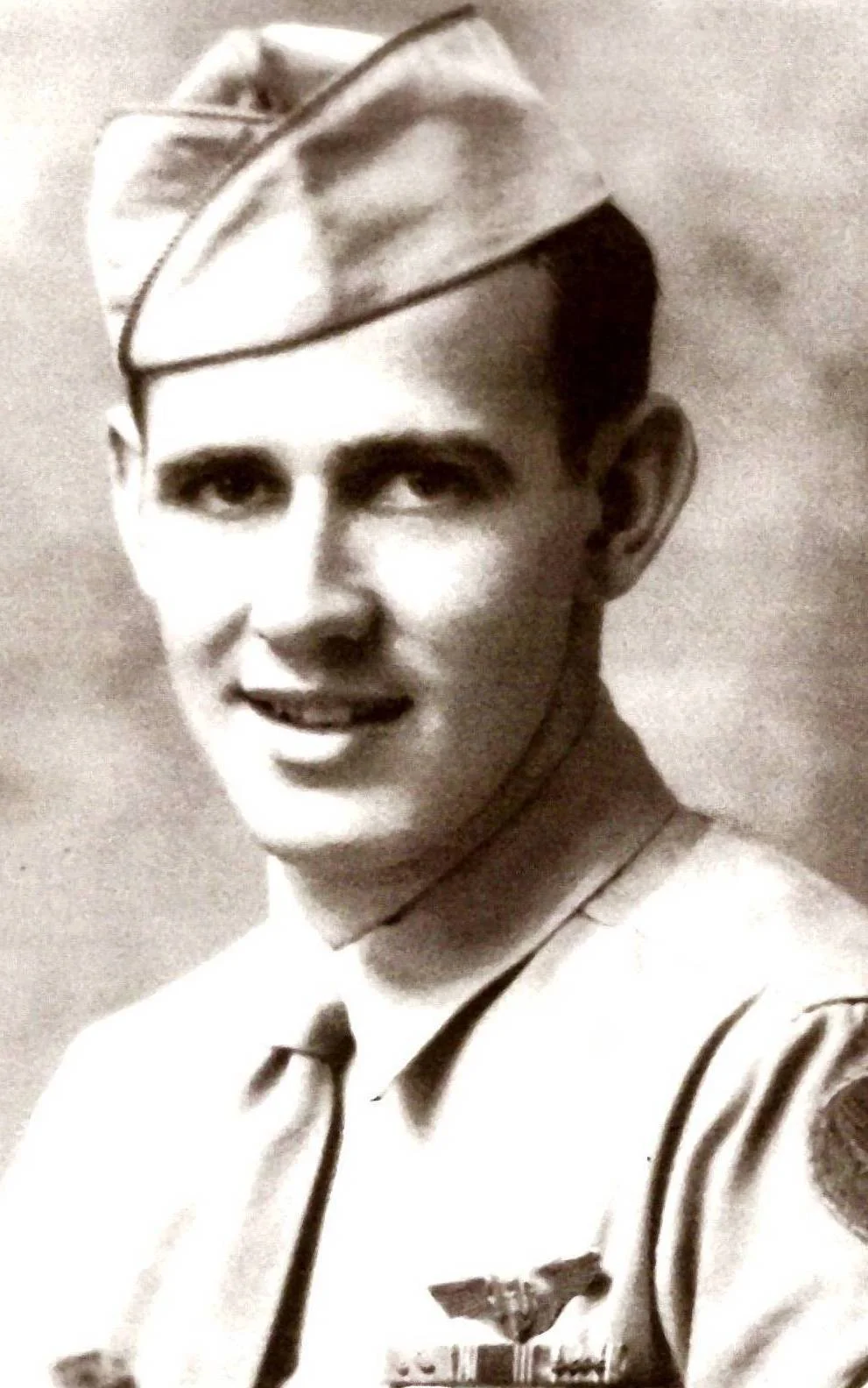   https://deadfred.com/photos/60782.jpg    Comments:  George Edward Young (Nee: ) | Elmira NY United States | 1941-1960 | Comments: George Edward Young born July 8 1921 in Hastings, PA to George Andrew &amp; Sabra Cryer Young married Elizabeth Jane A