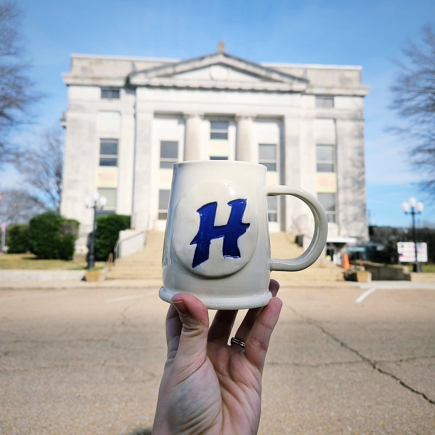 Hey there, all my Huntingdon pals! @jessa1998 and I have been working on a project that we are so excited about and have been keeping it a secret, but finally, we can reveal all! 
We all know everyone loves Jessa's famous Huntingdon Christmas ornamen