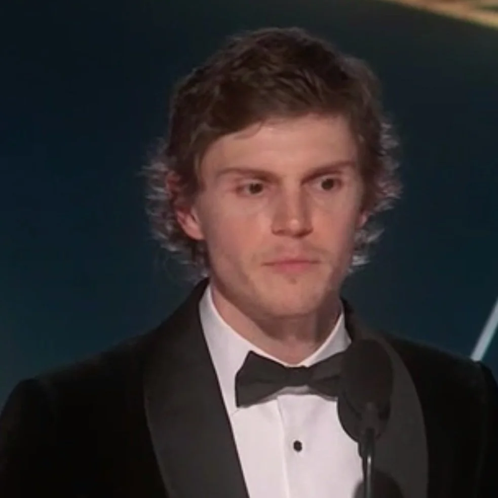 Evan Peters
