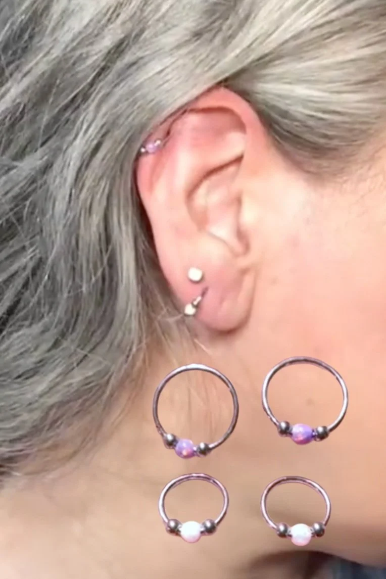 Accirrch tiny opal hoop