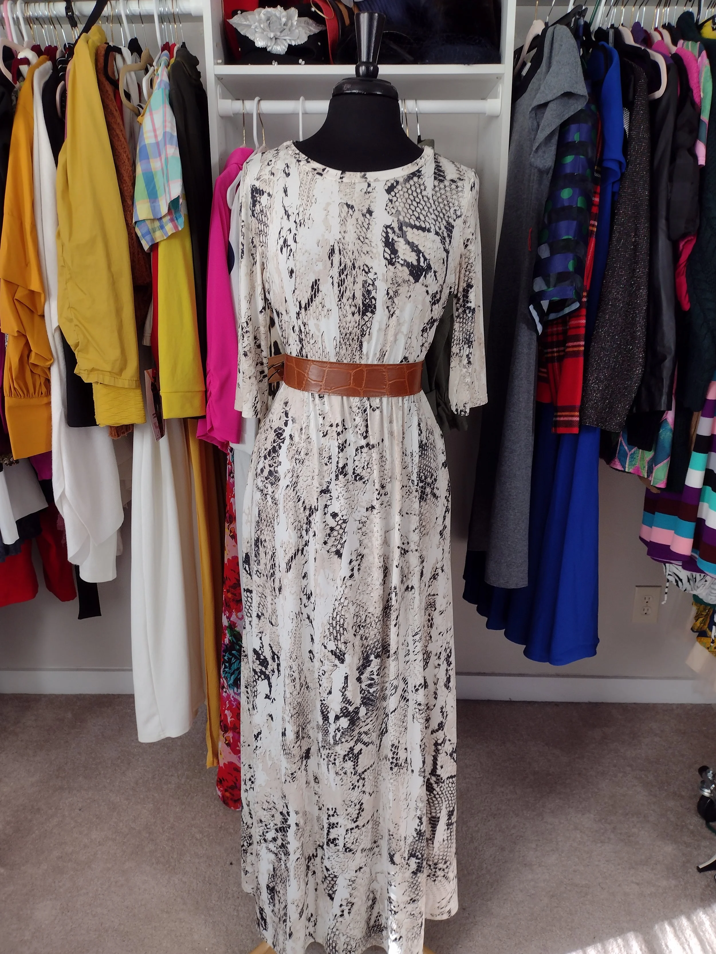 Snakeskin Pocket Dress Size Large