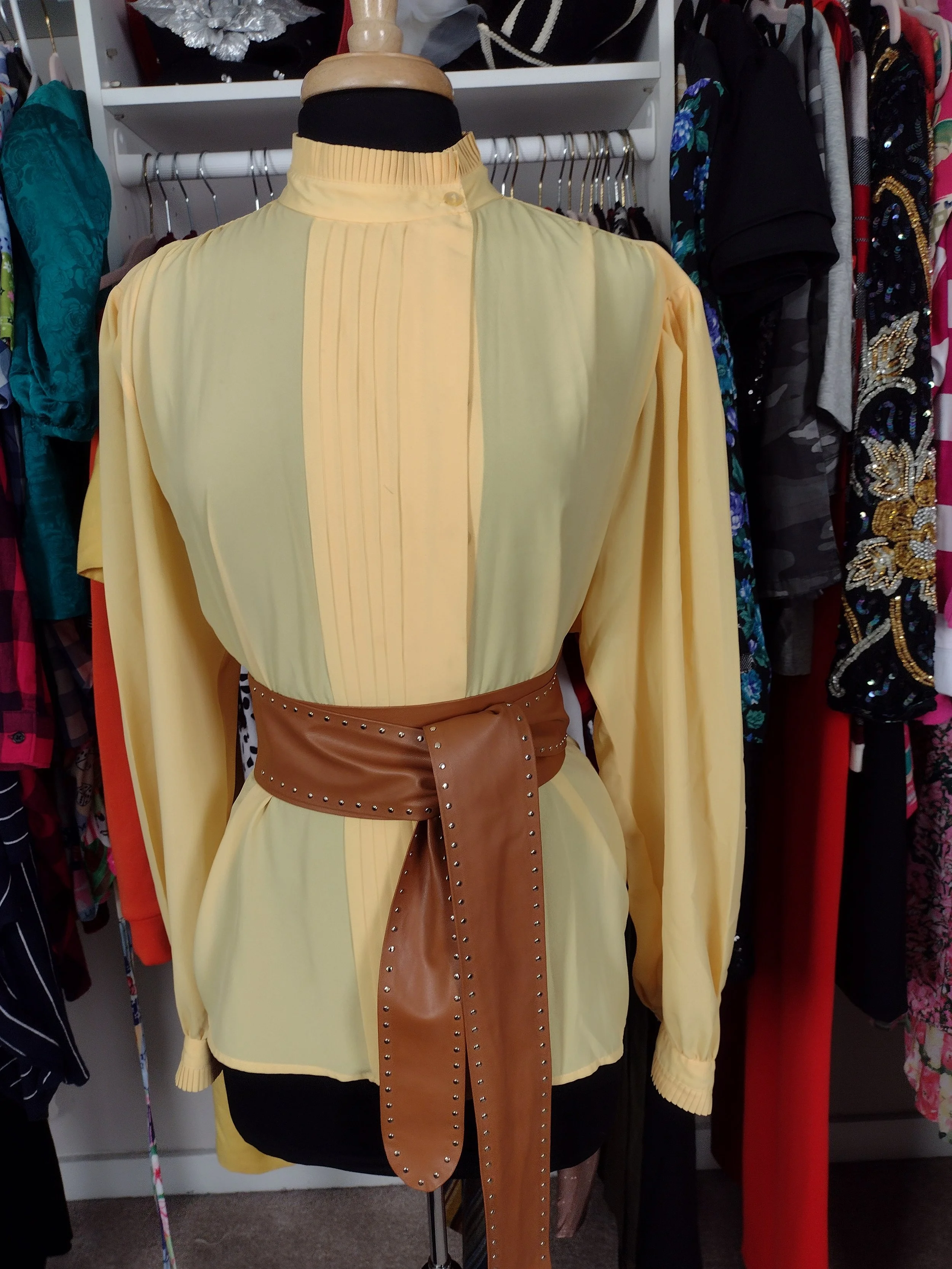 Vintage Yellow Button Down Size L