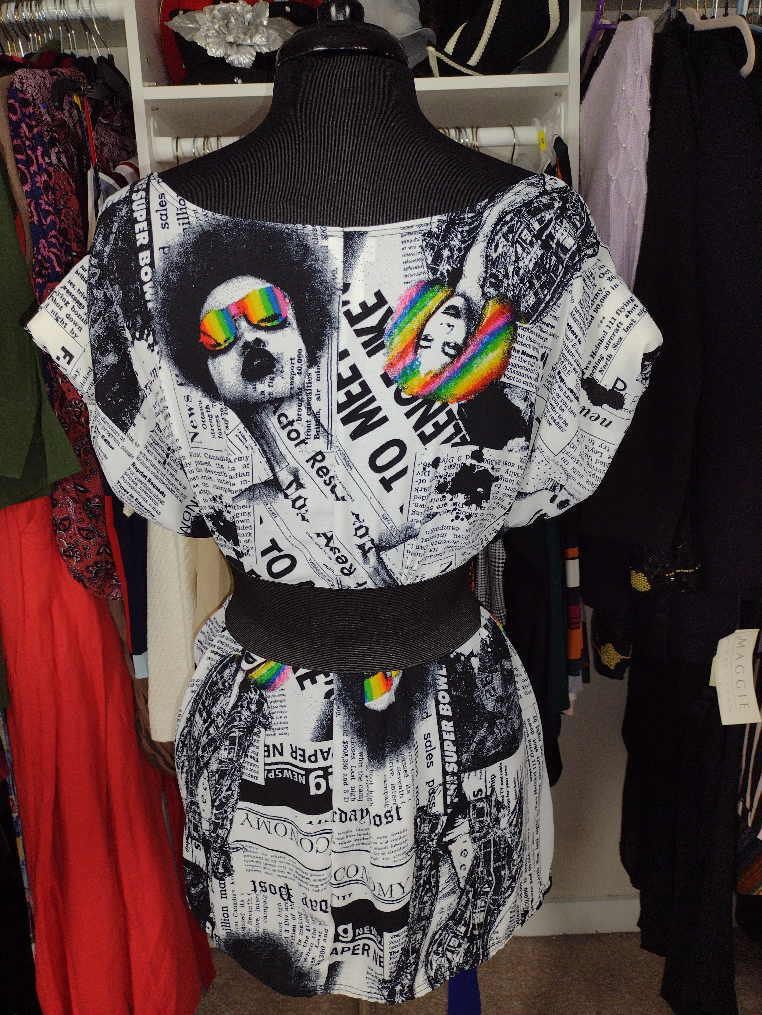 Newspaper Tshirt Size XL