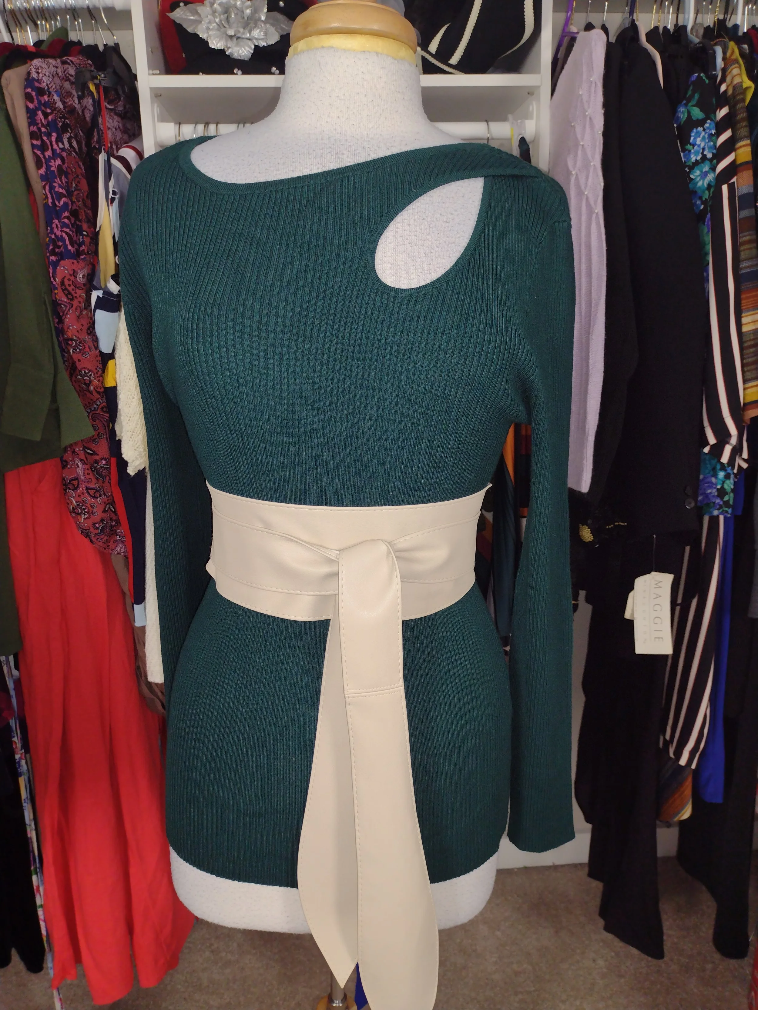 INC Green Keyhole Long Sleeve Ribbed Top Size XL