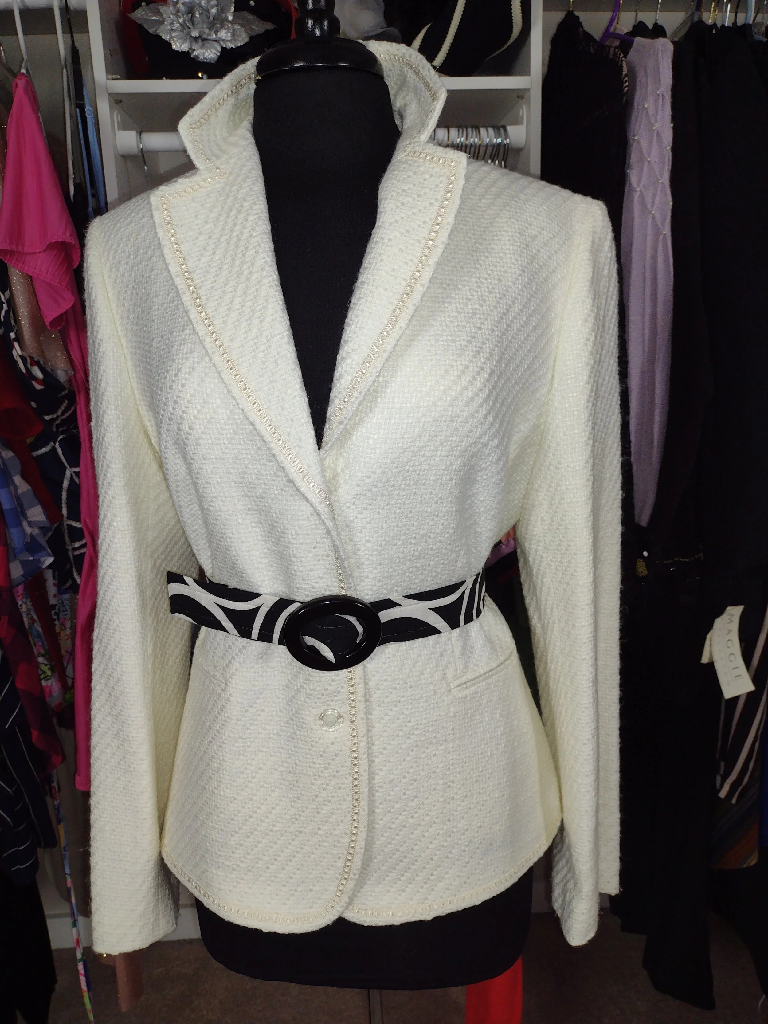 Tahari Cream Blazer Size 12