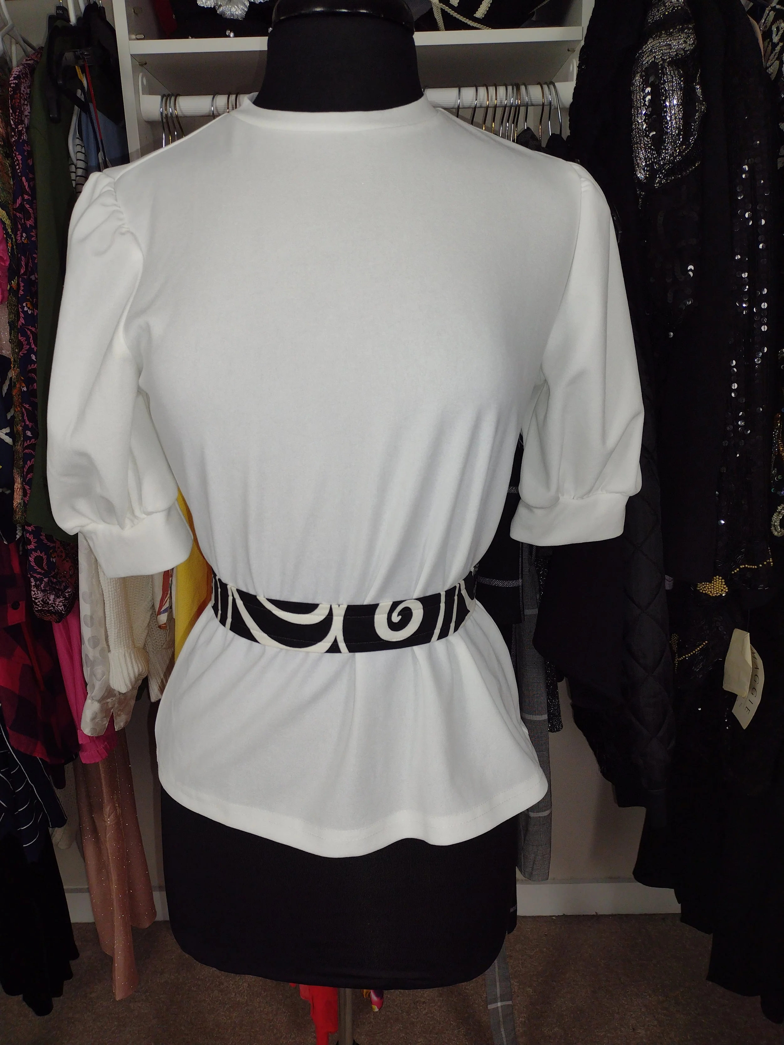 white embellished sleeve top size Small