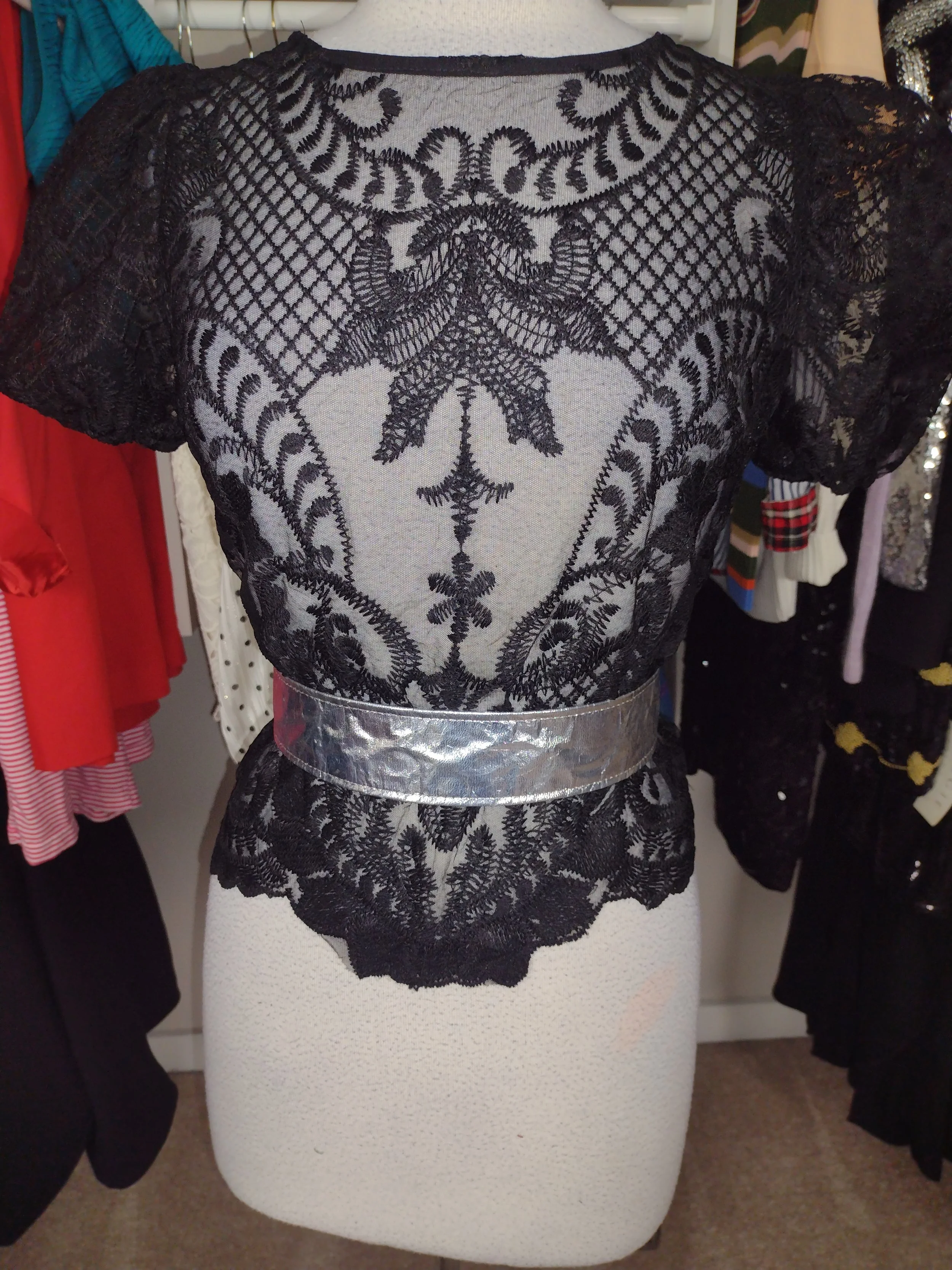 New Black Lace Puff Sleeve Top Size L Fits size 8