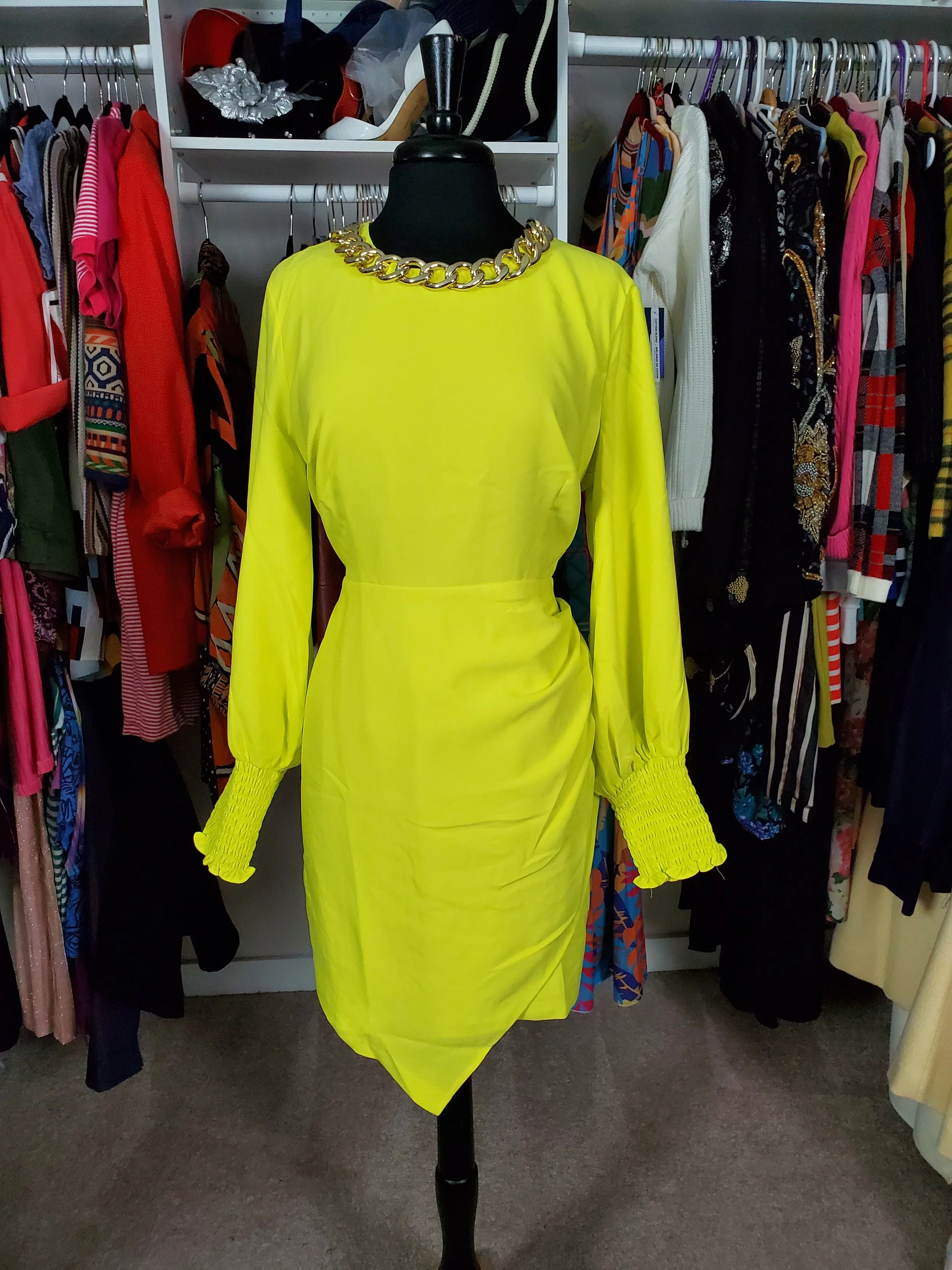 NY and CO Lime Dress with Gold Accessory Size Large