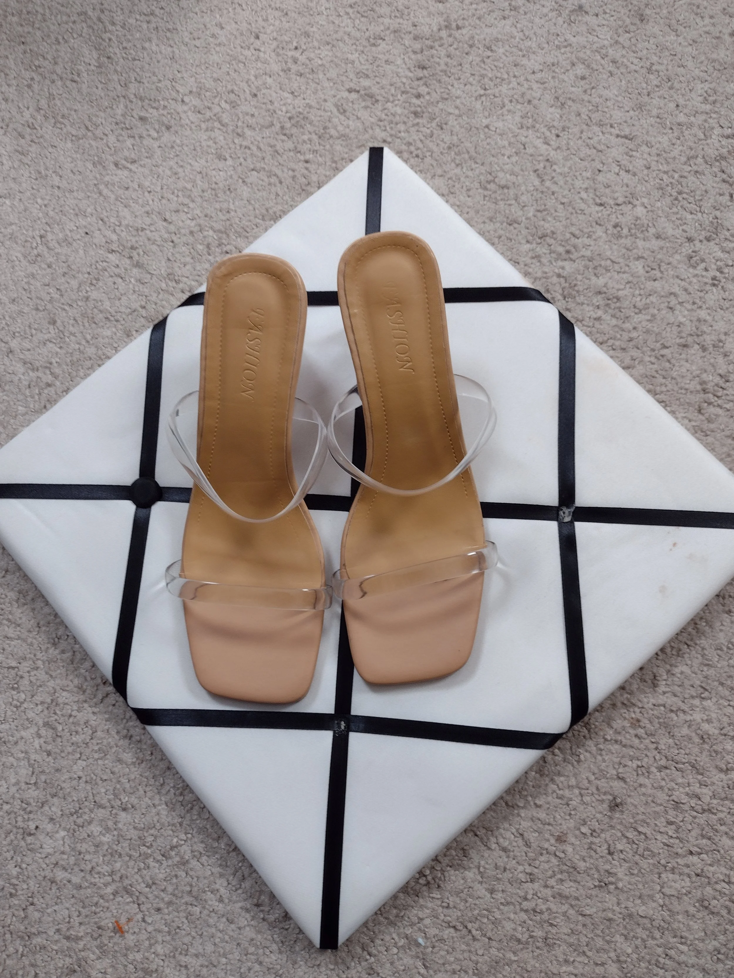 Clear Slide On Sandal Size 40 9.5/10