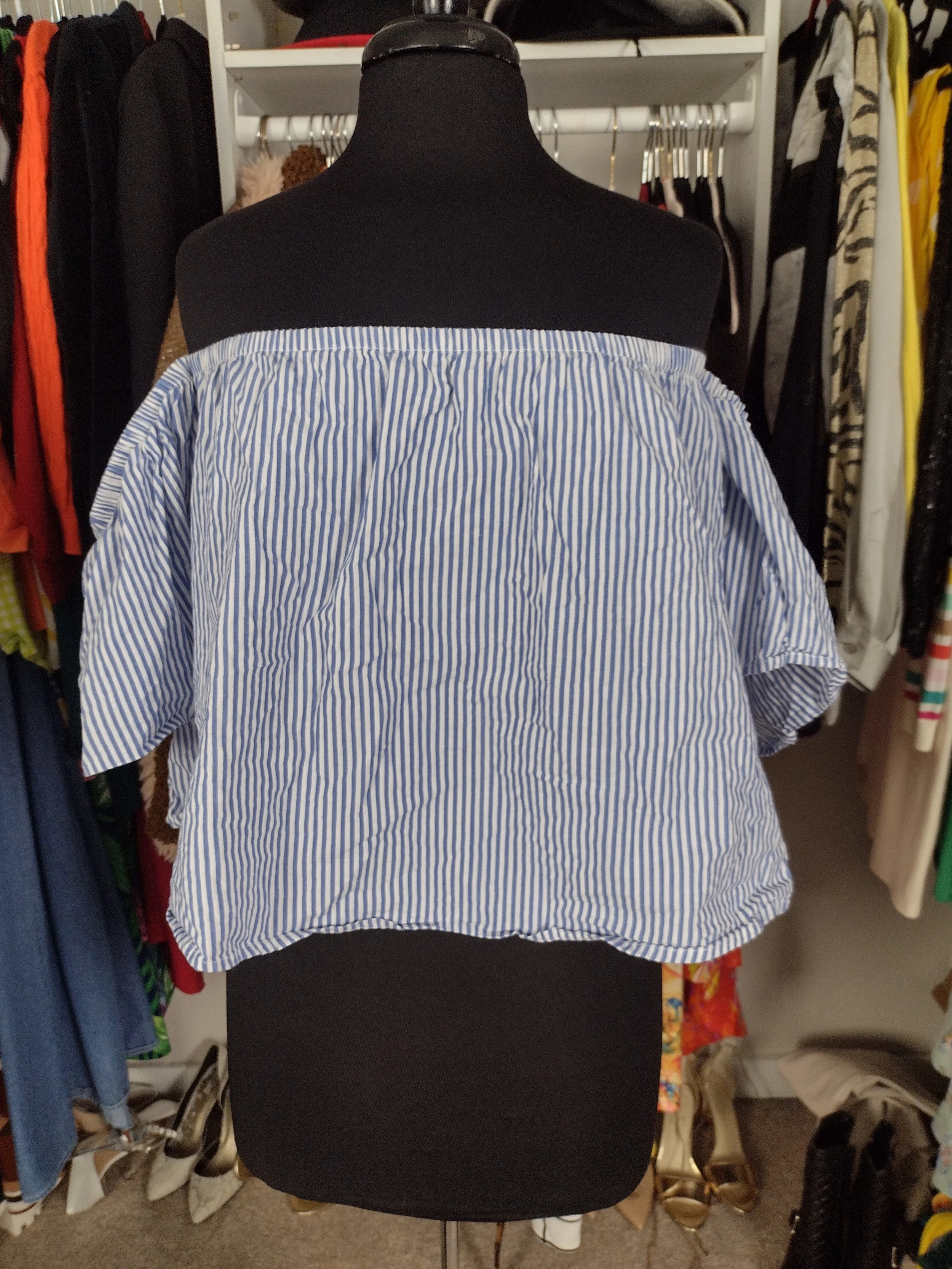 Off the shoulder Stripe Top Size L/XL