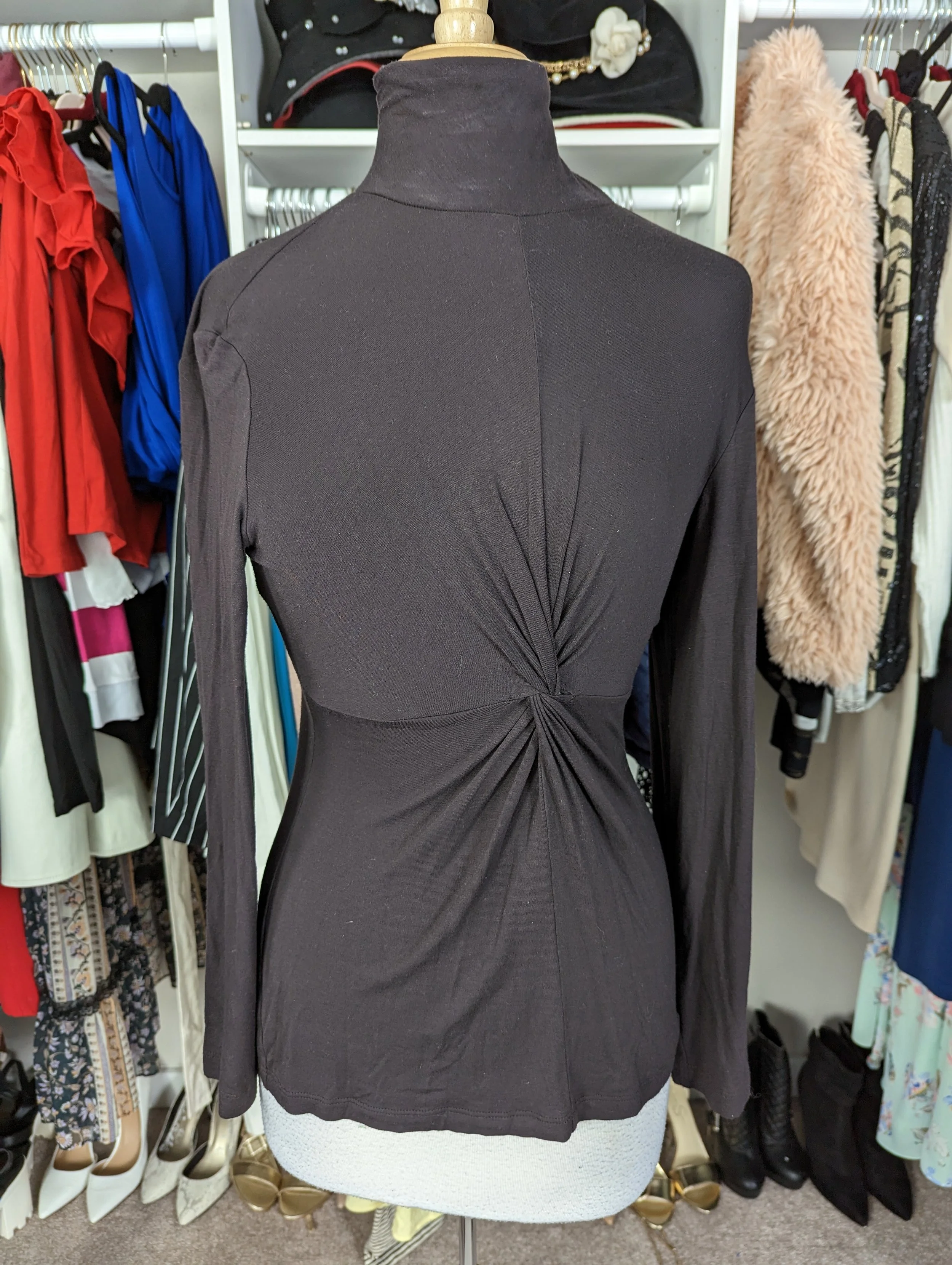 St. John Black Long Sleeve Top Size M