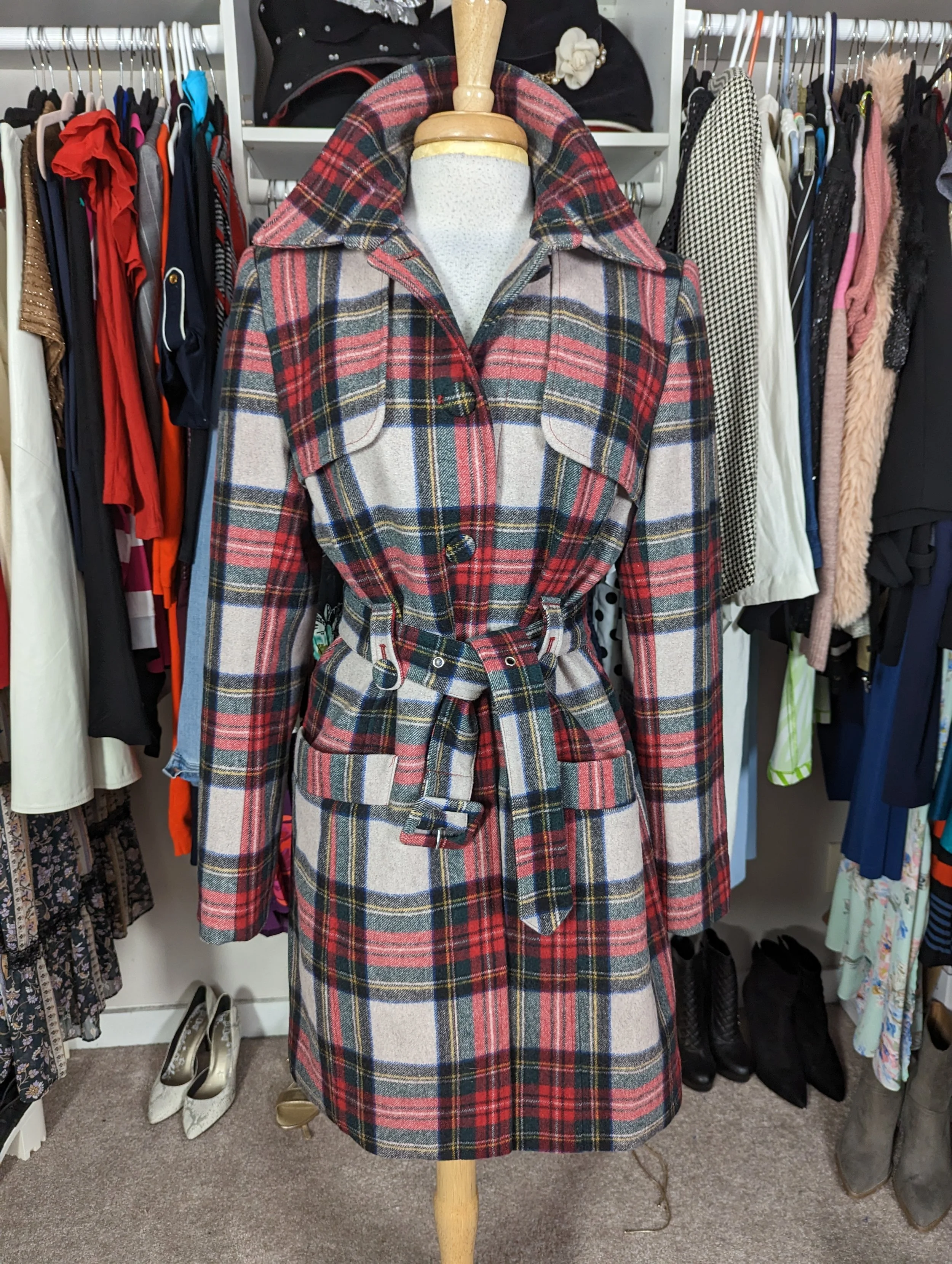 White Plaid Jacket Size L 10/12