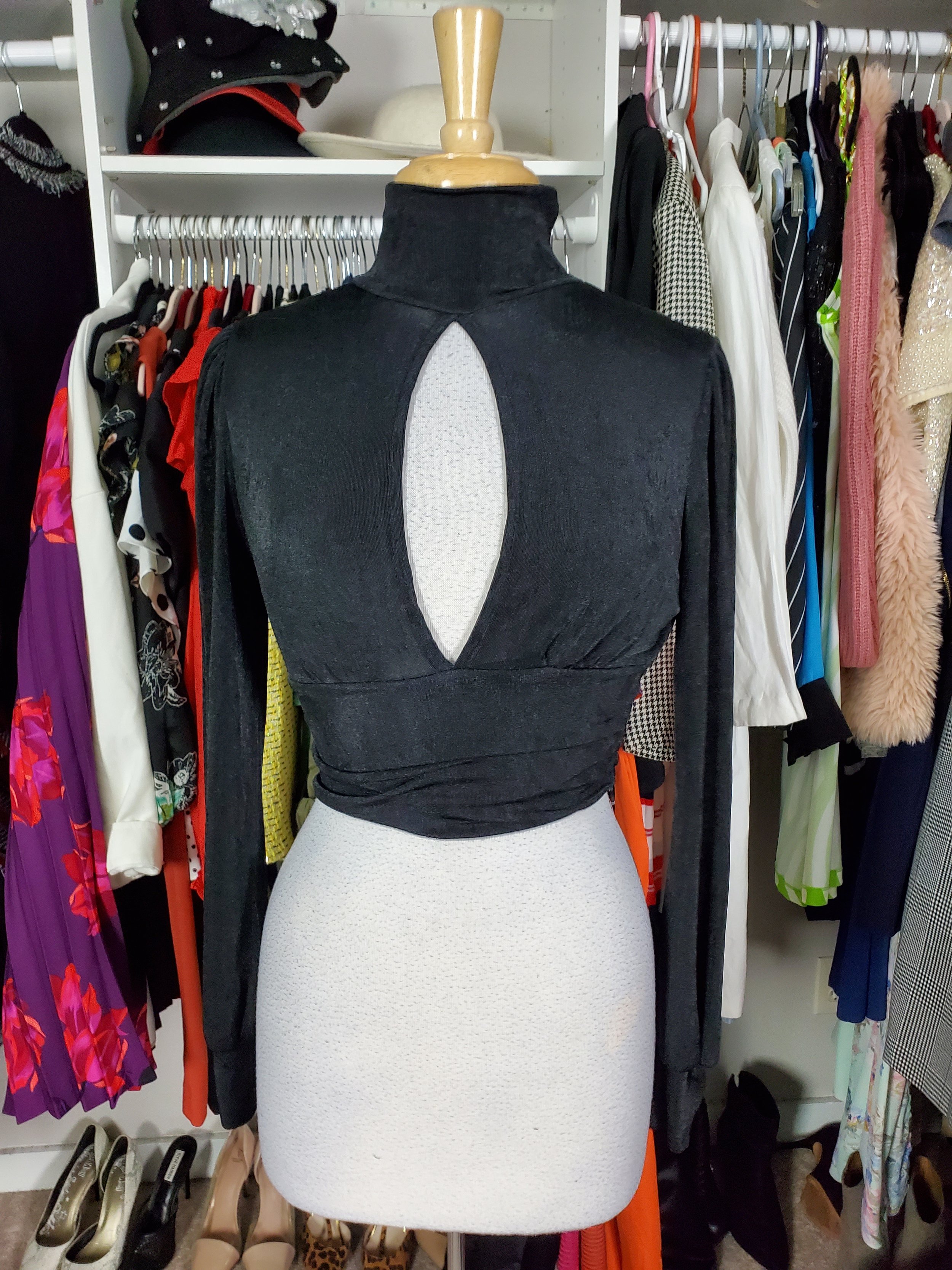 Black Open Neck Long Sleeve Top Size 10/12