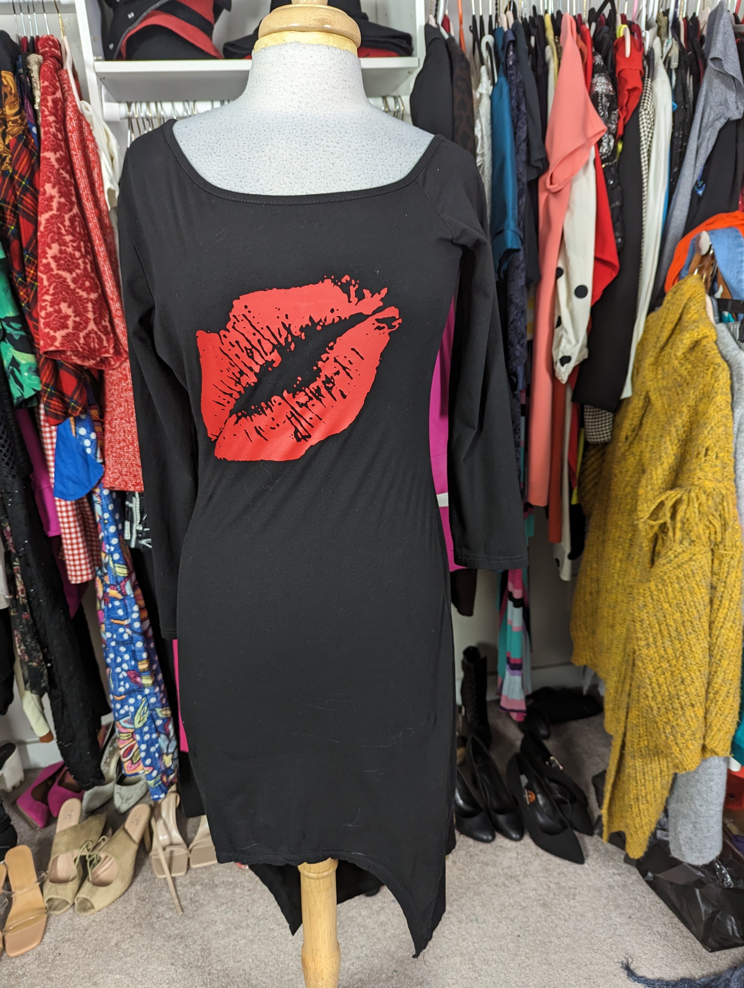 Black Red Lipstick half shoulder Dress Size 8/10