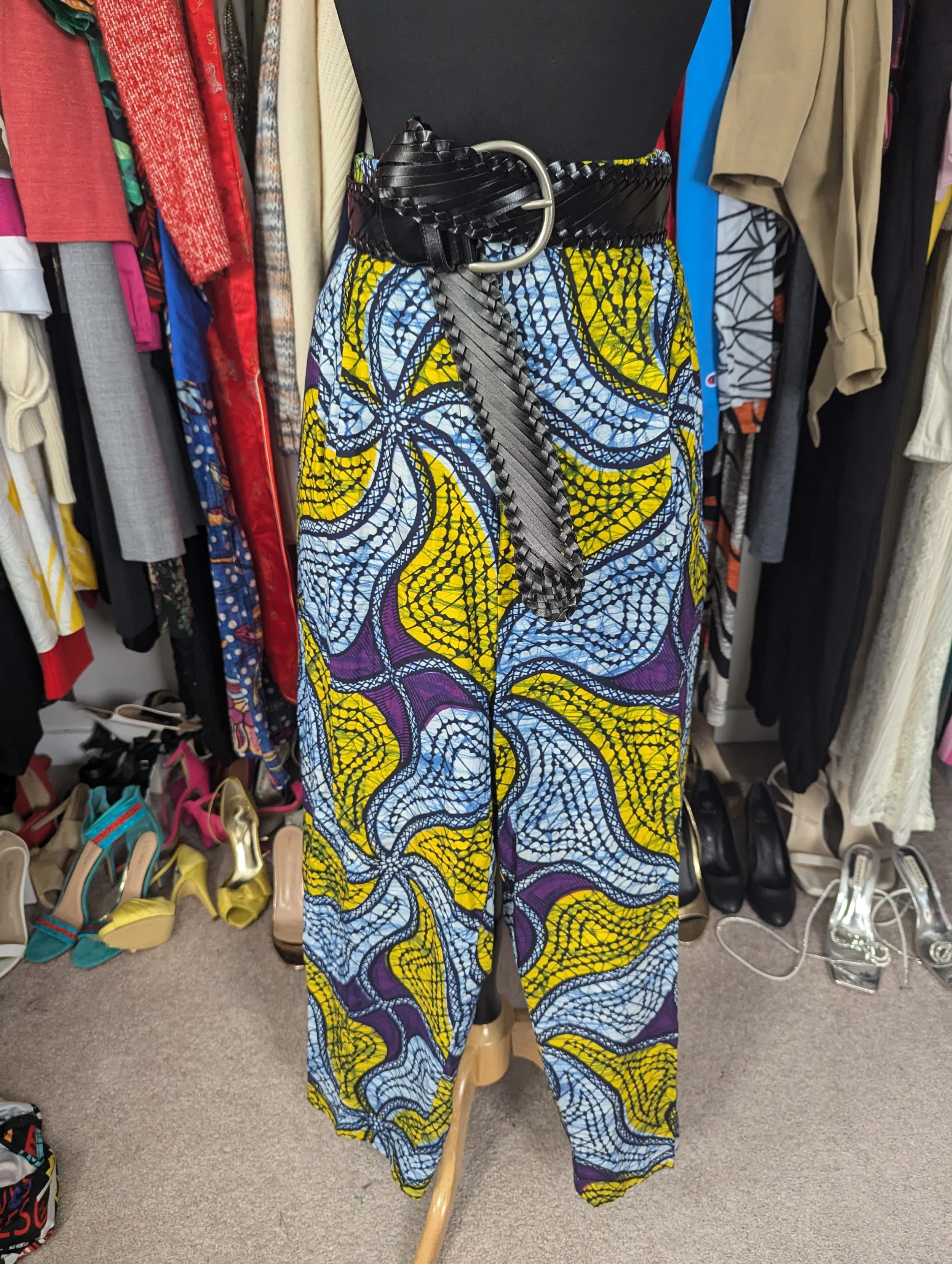 African print pants -8/10
