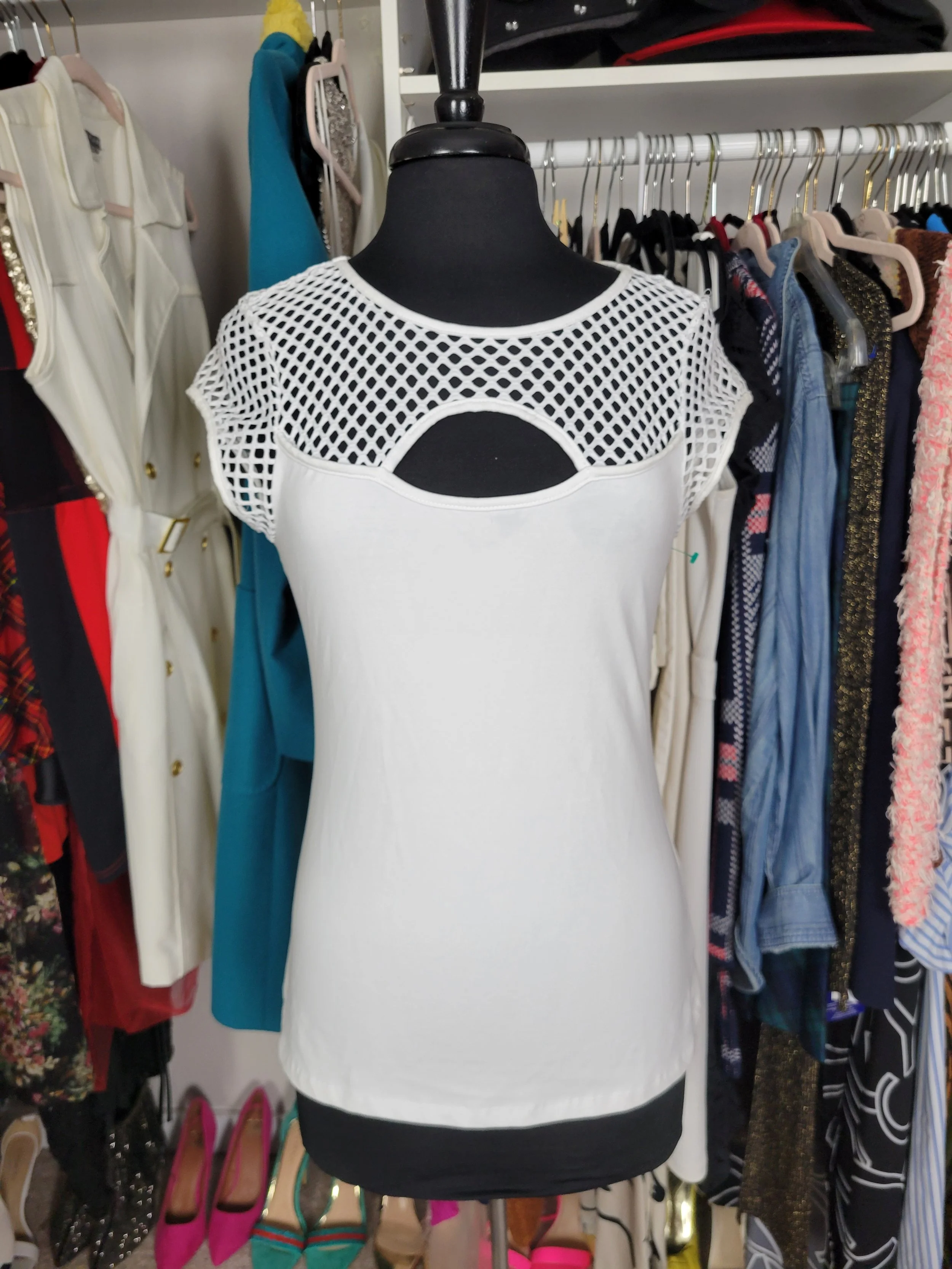 NEW BEBE White Net Top Size L