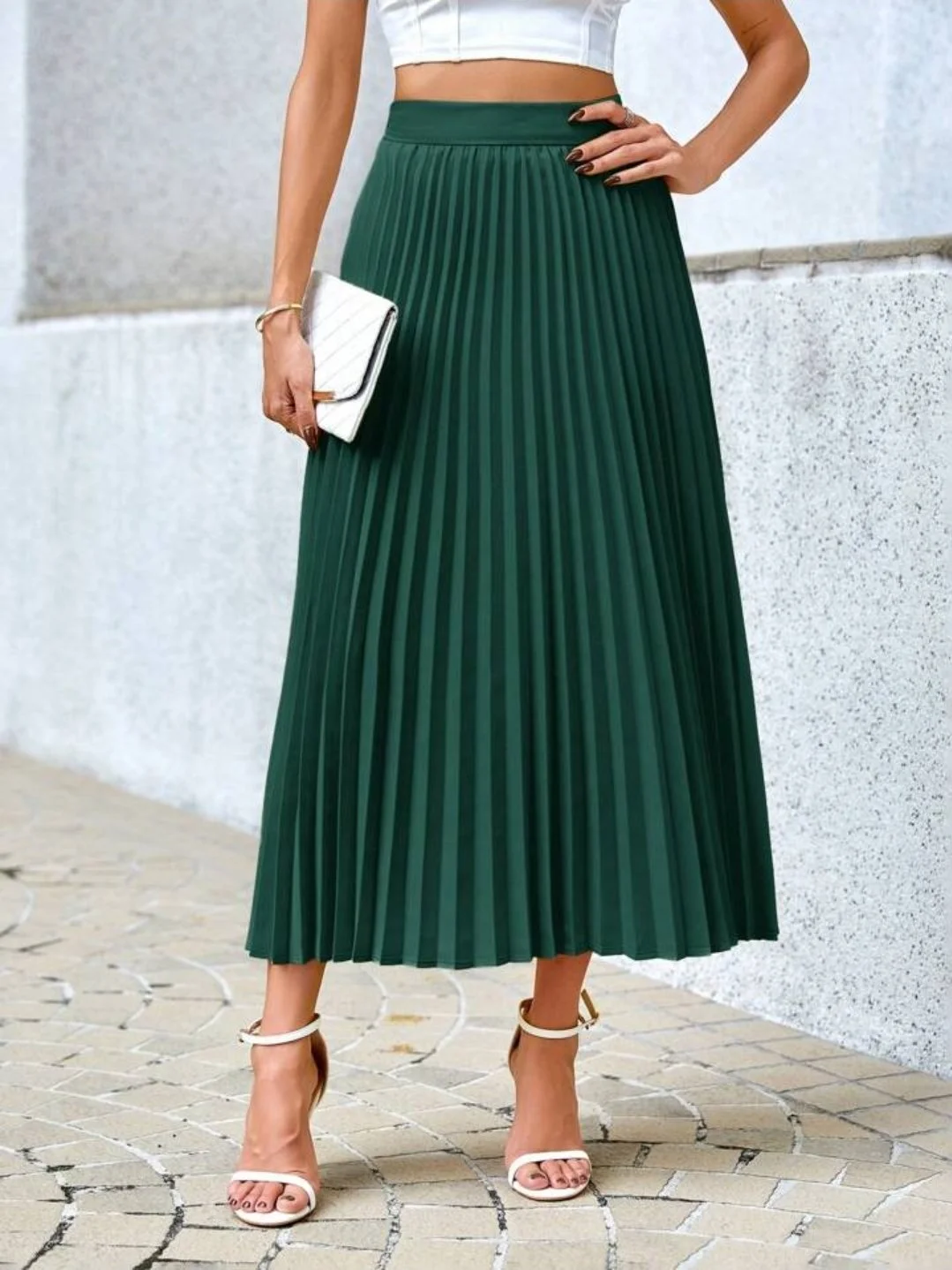 Shein Green pleated skirt size 8/10
