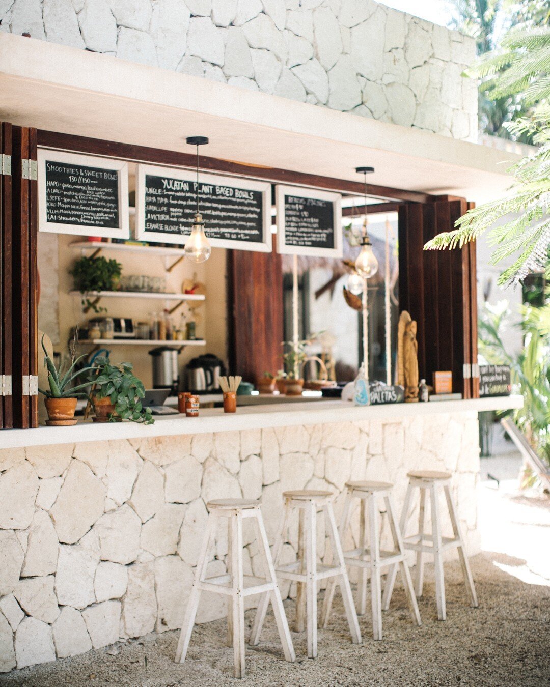 Welcome to nature's bar&mdash; filled with healthful goodness including bowls, salads, homemade paletas, and so much more! See you at Bowls de Guadalupe located right outside NEST. ​​​​​​​​​
&iexcl;Bienvenido a la barra de la naturaleza - llena de bo