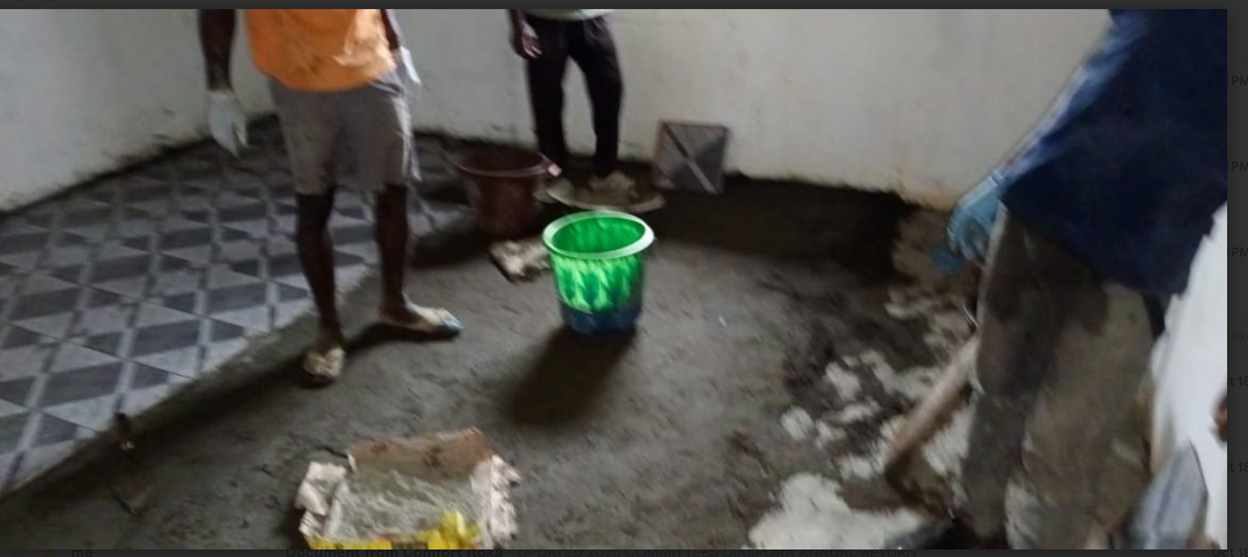 Laying floor tiles