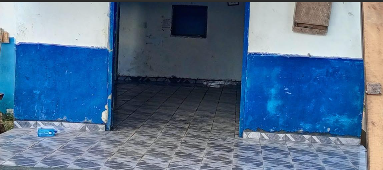 Installation of floor tiles