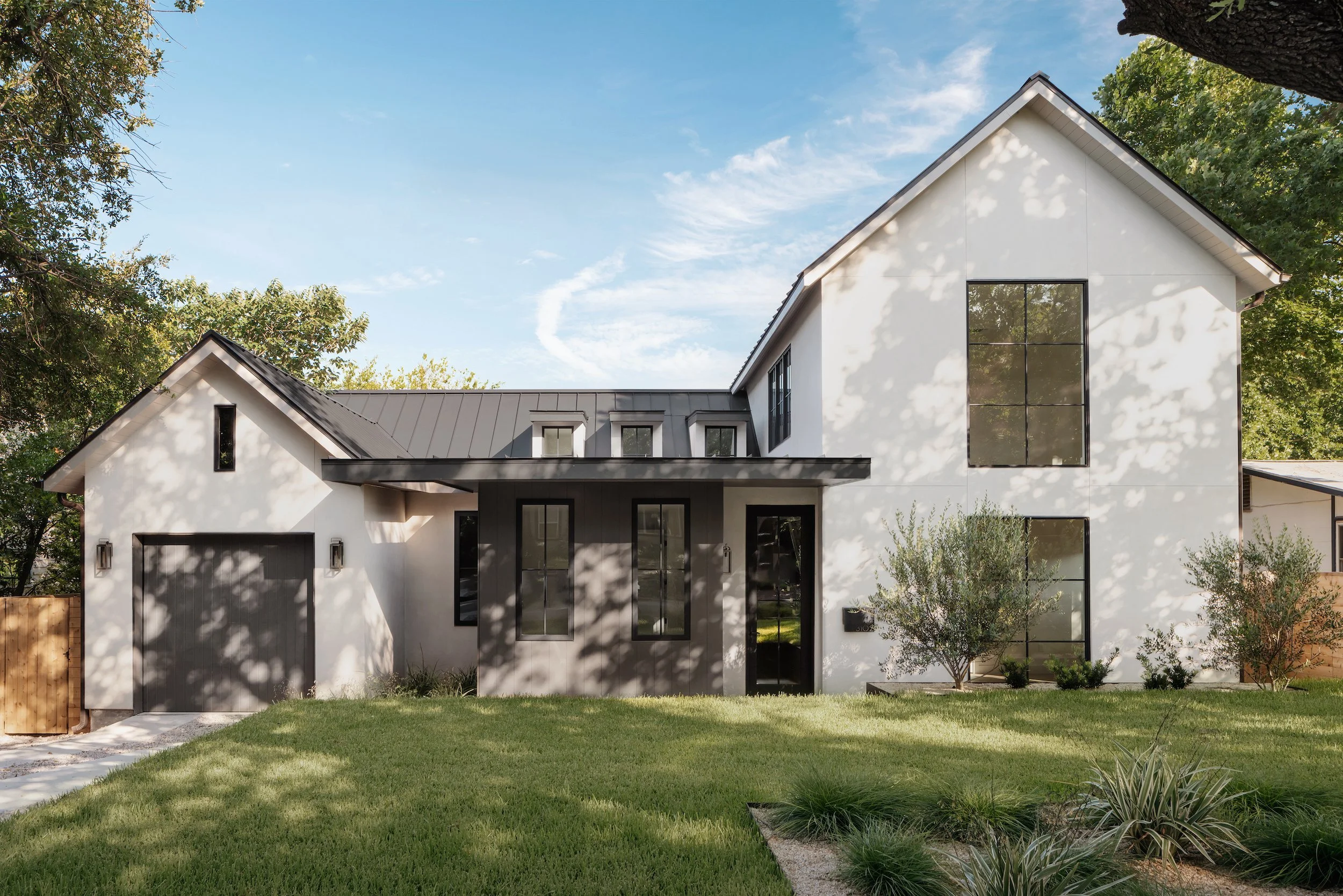 garden-villa-luxury-front-exterior.jpg