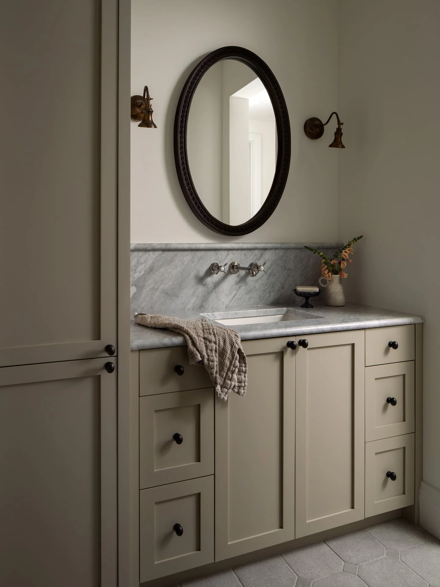 delayne-custom-luxury-bathroom.jpg