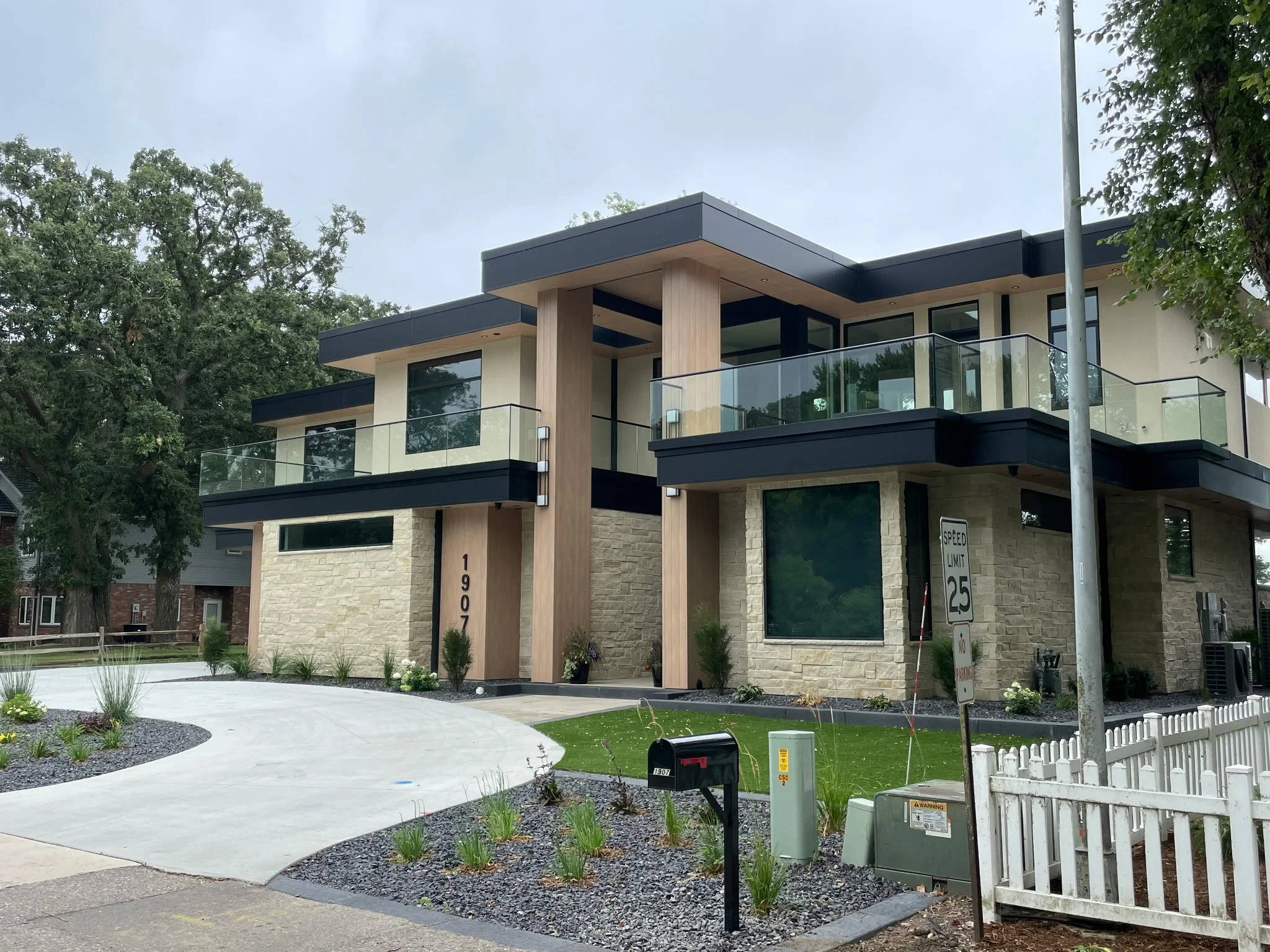 Keizer Lake Home 4.jpg