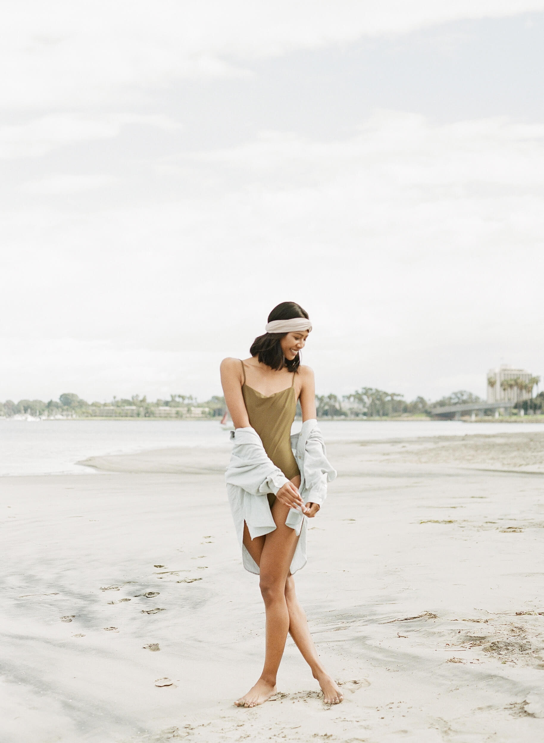 Beach Couple Session-7.jpg