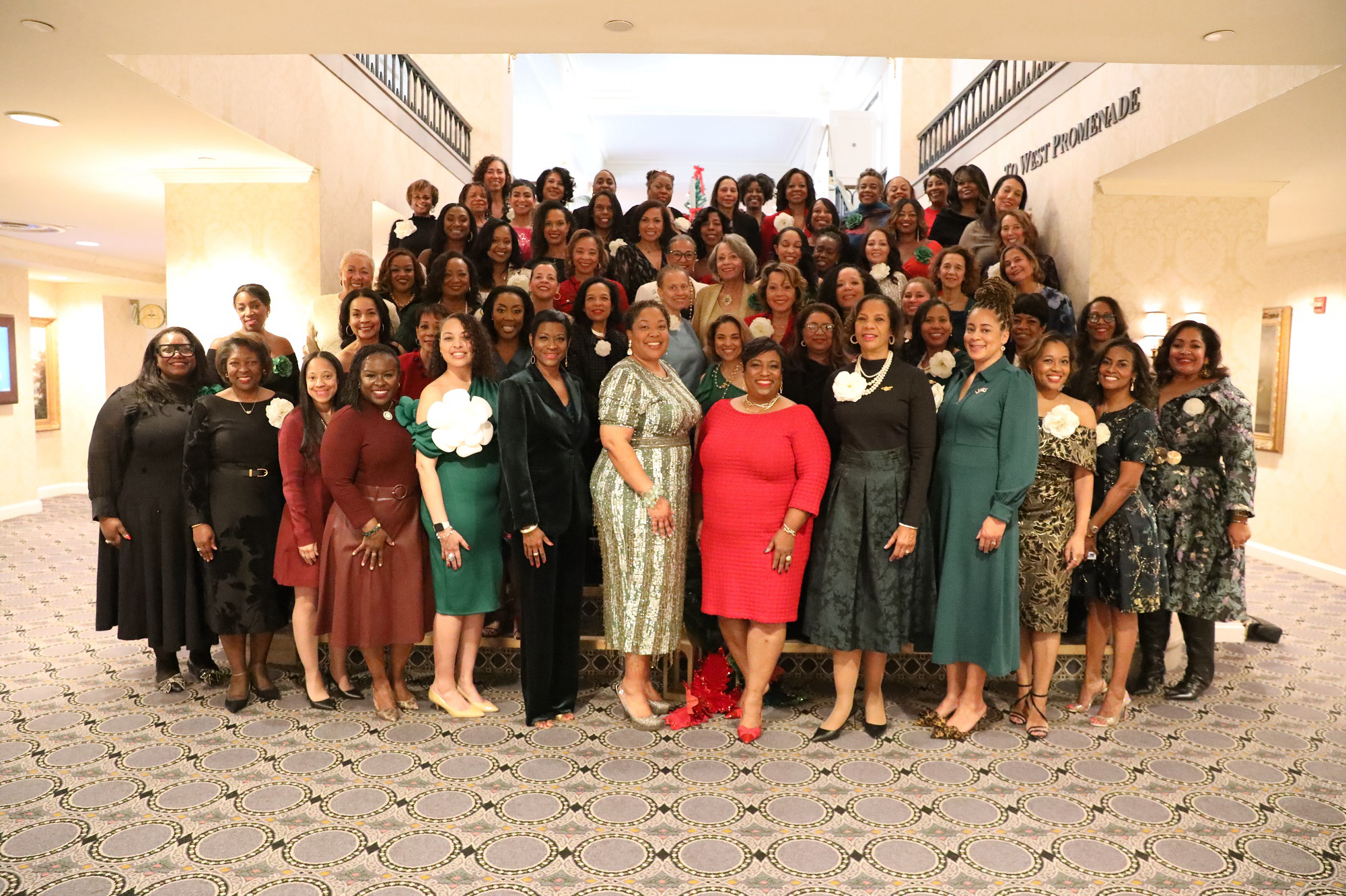 2025 Chapter Holiday Photos.png