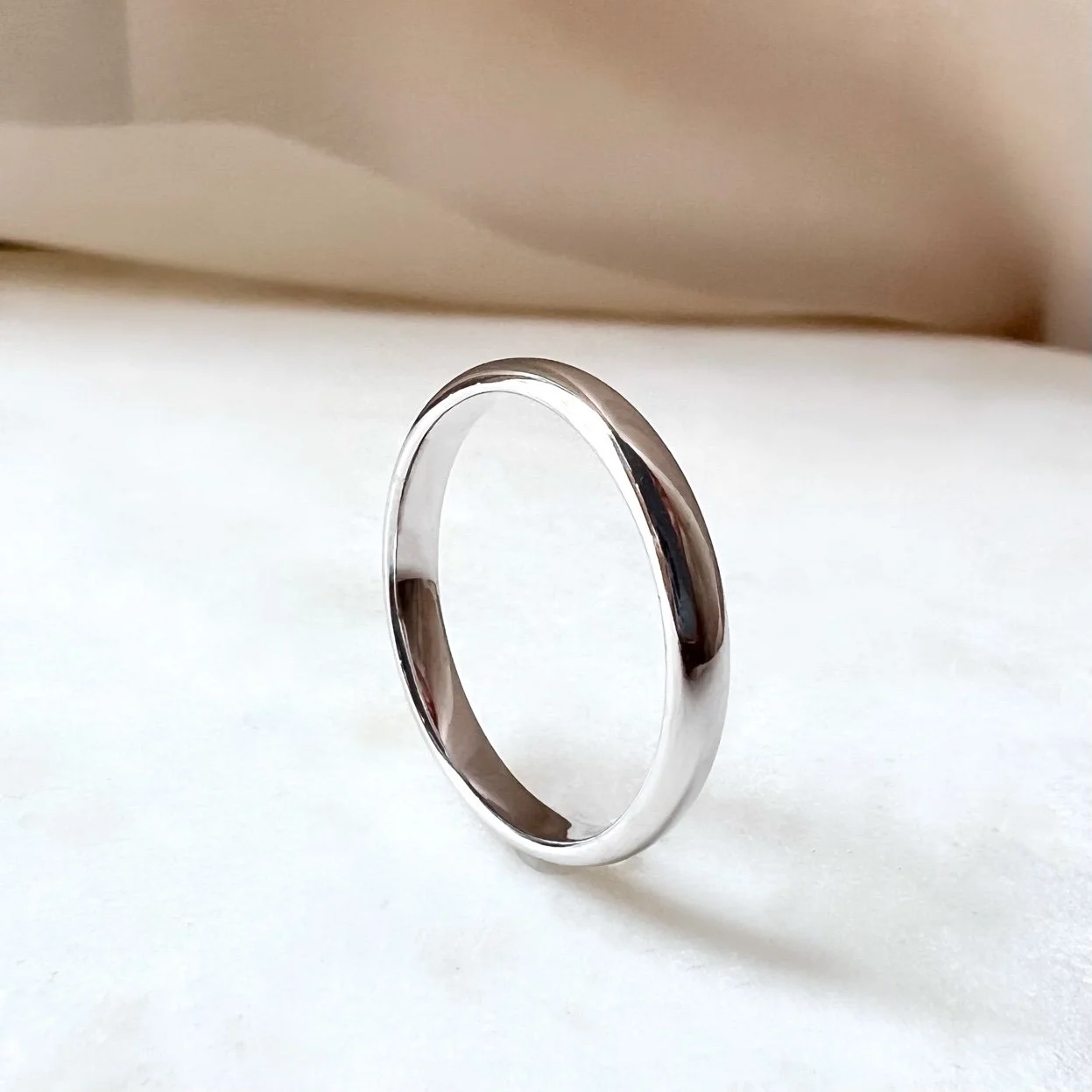 18K Rounded Band