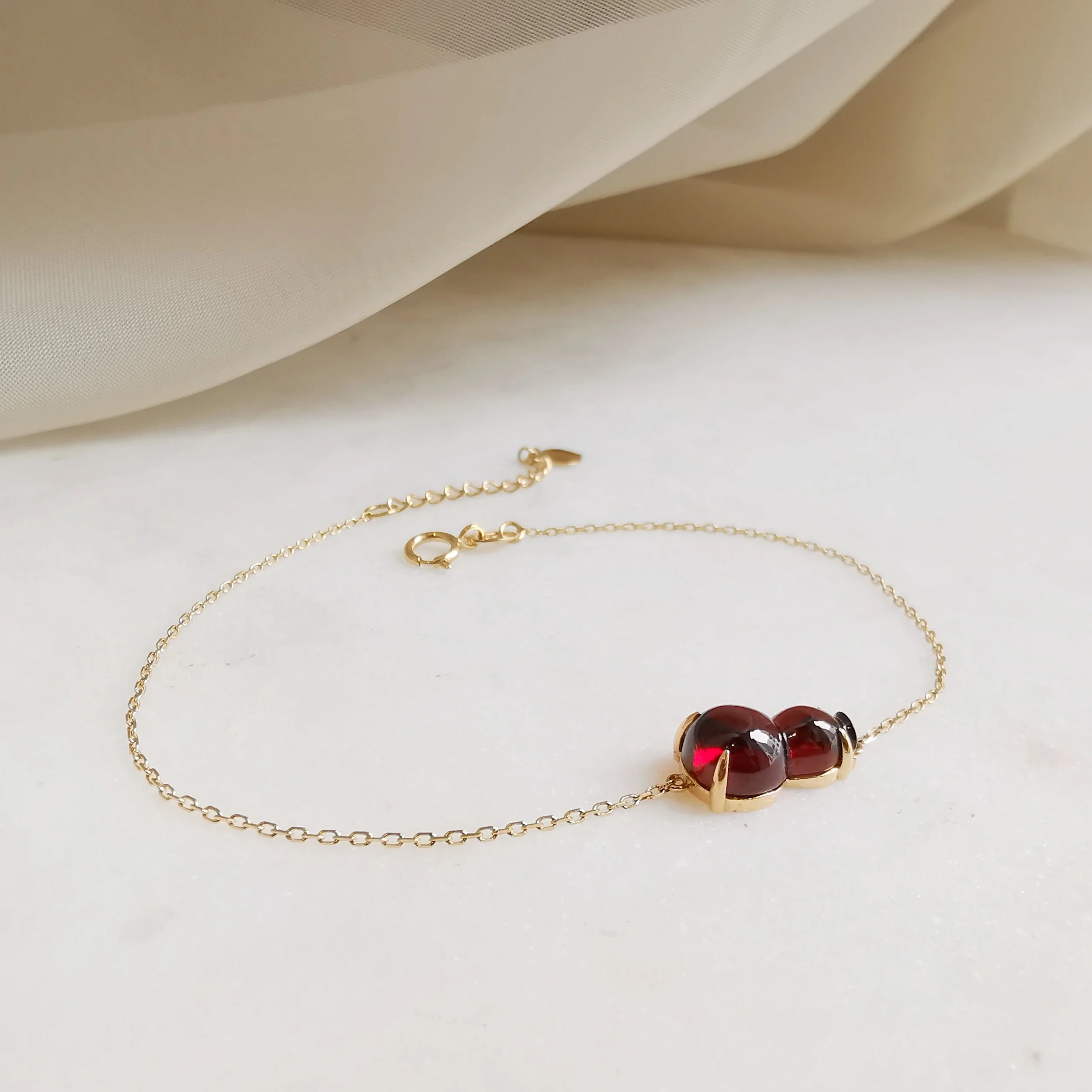 Garnet Fruit Bracelet