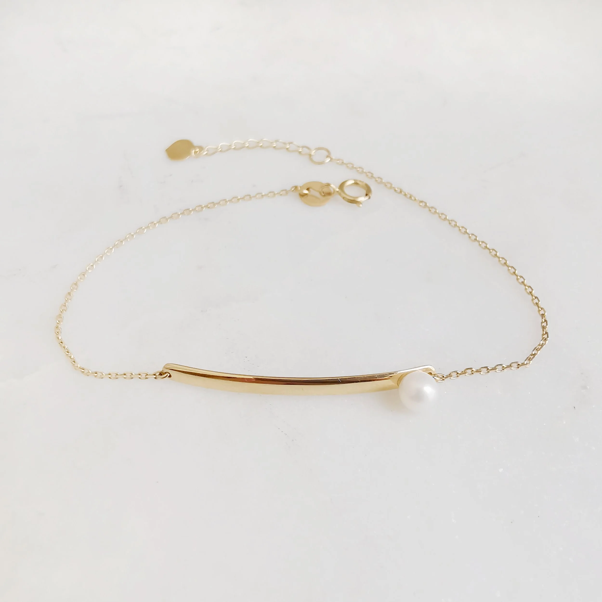 18K Single Pearl Bracelet