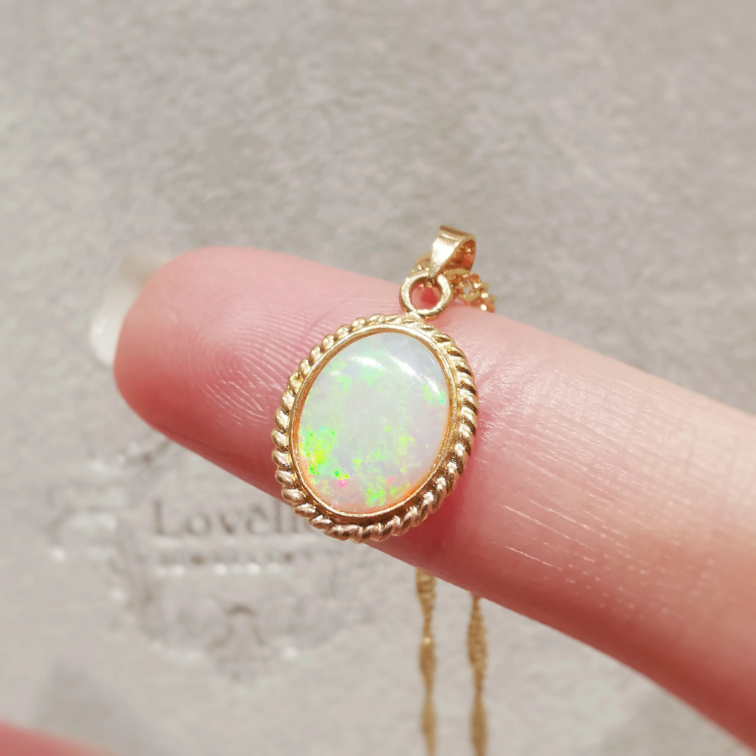 18K Oval Opal with Circle Frame Pendant