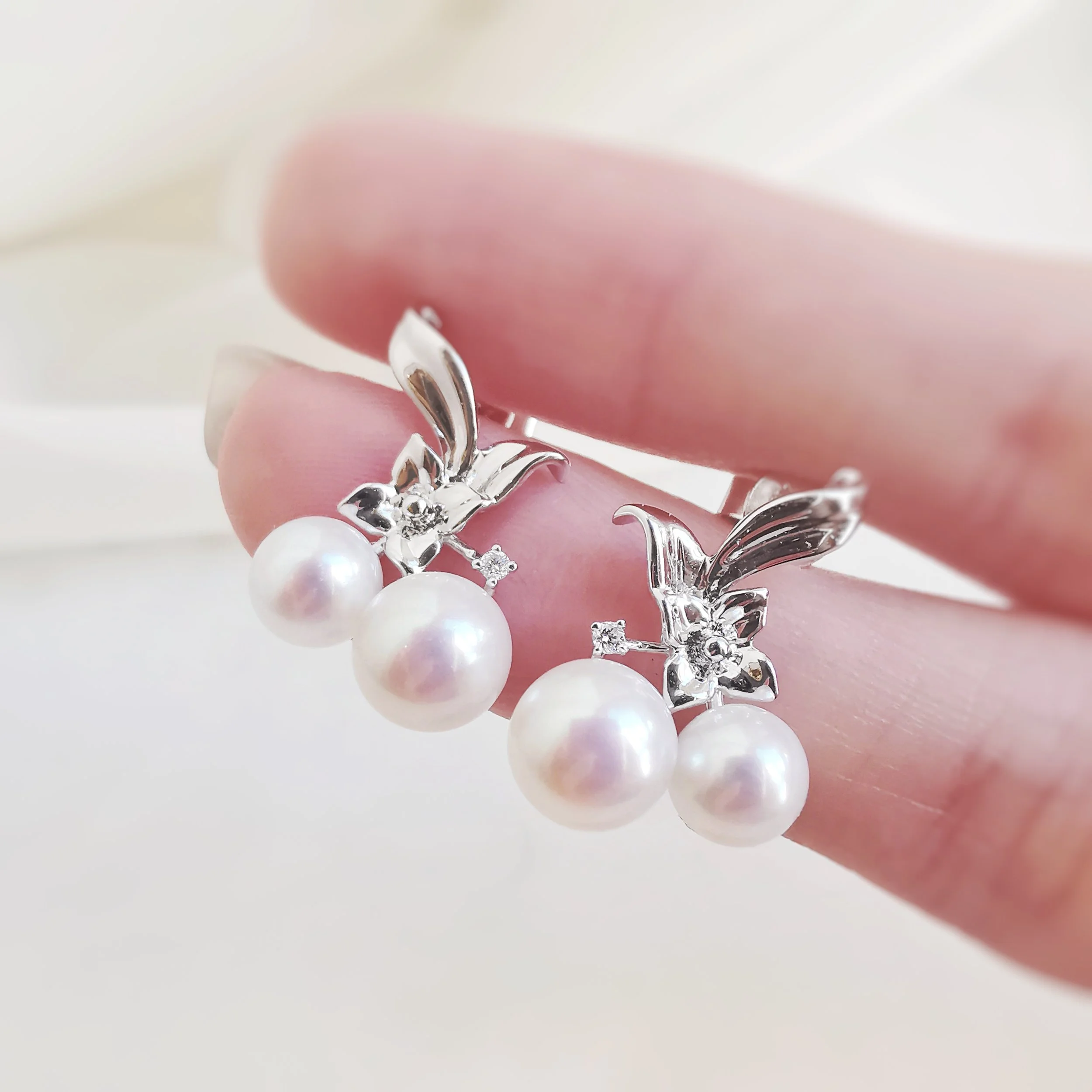 Floral Akoya Pearl Earrings