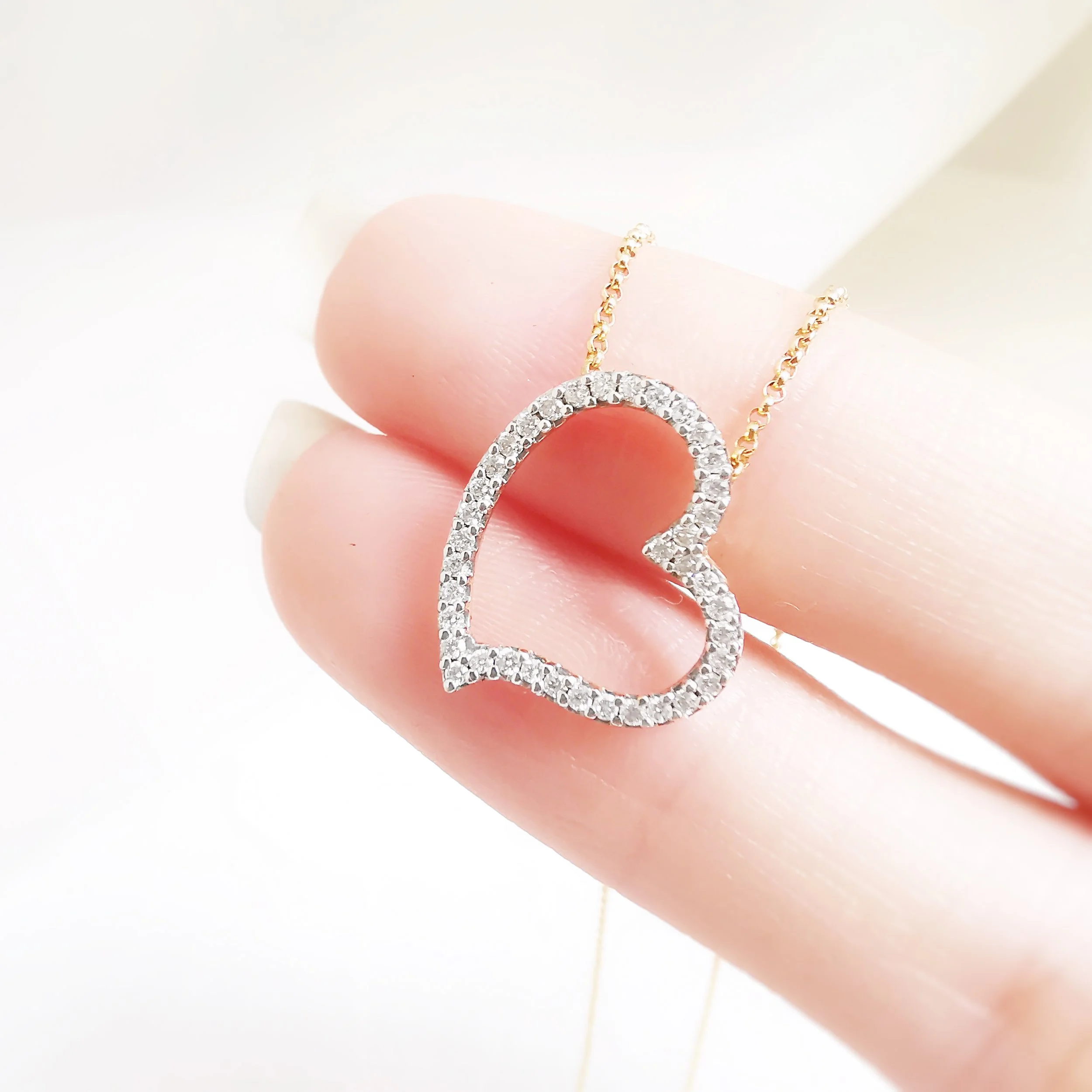 18K Floating Heart Diamond Necklace - (Custom Made ONLY - 4 to 6 Weeks)
