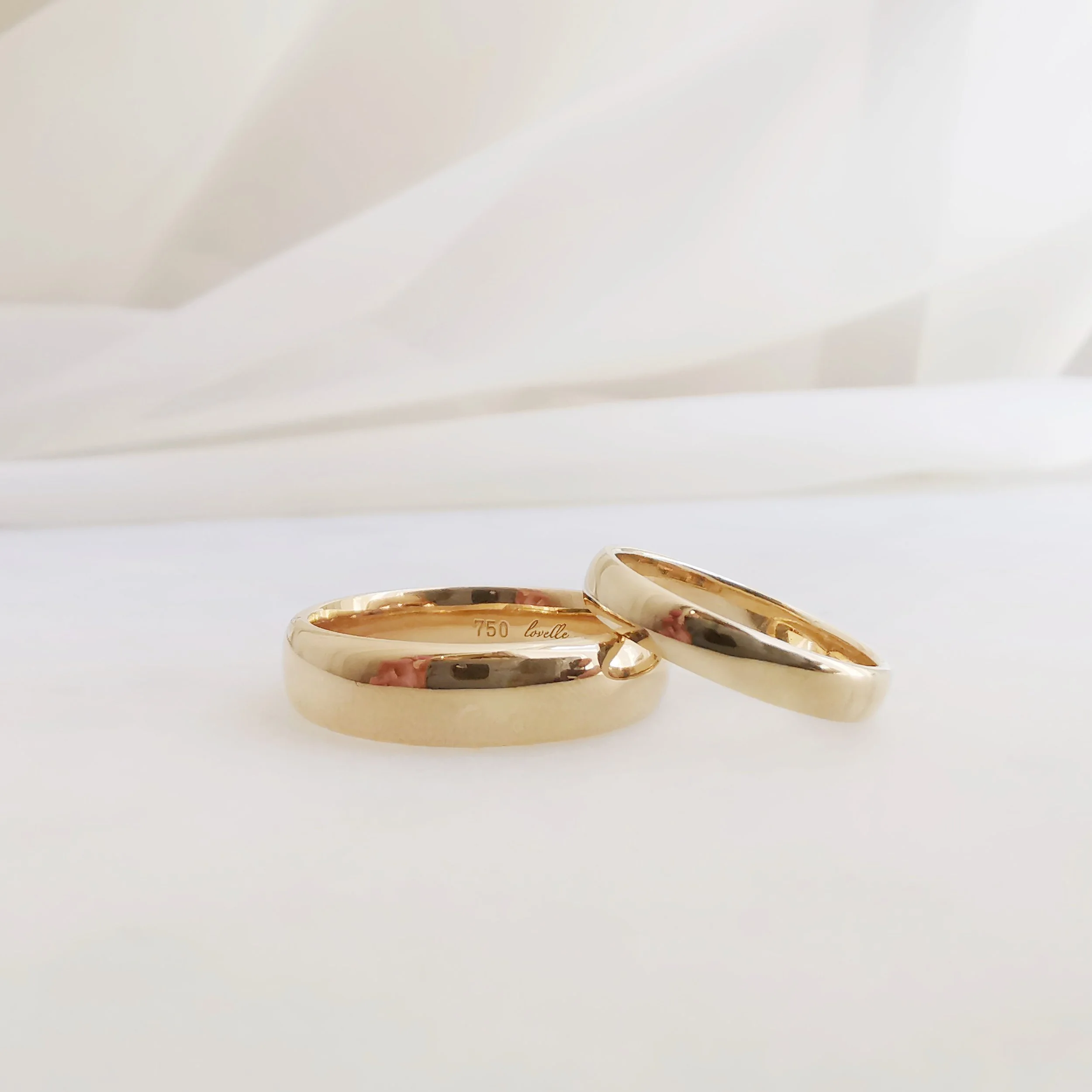 GoldRing_1_2.jpeg