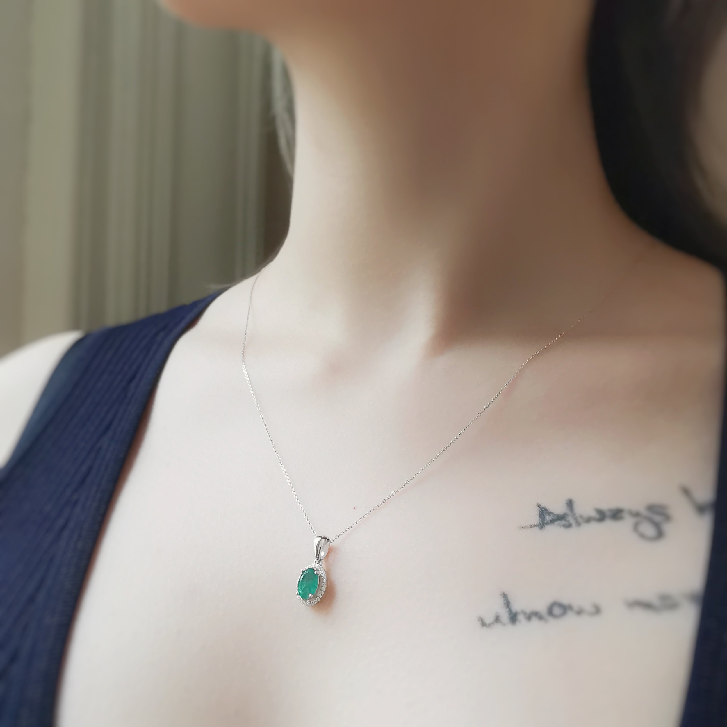 EmeraldPendant-1-4.jpeg