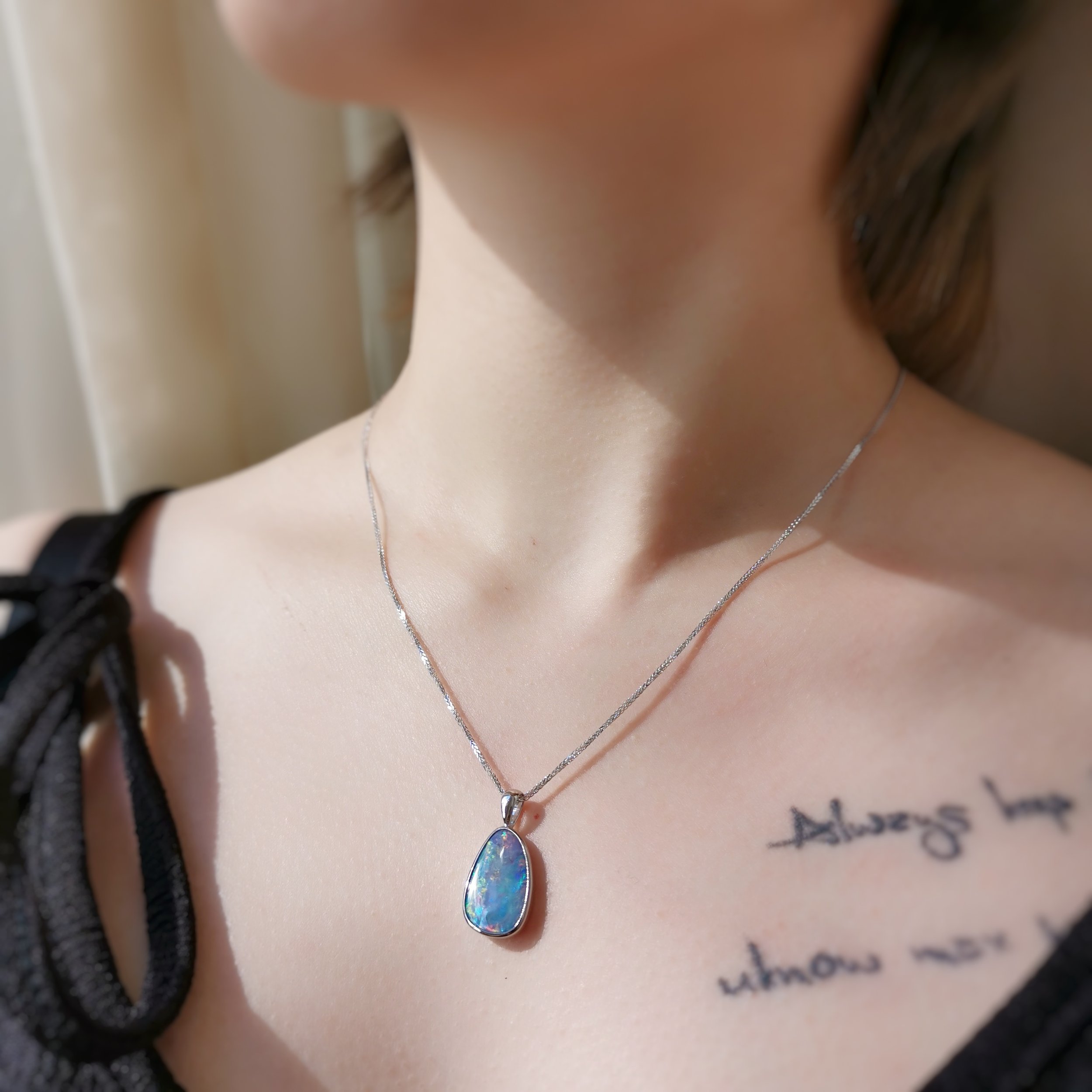 18K Mossery Doublet Australian Black Opal Pendant 6.jpeg