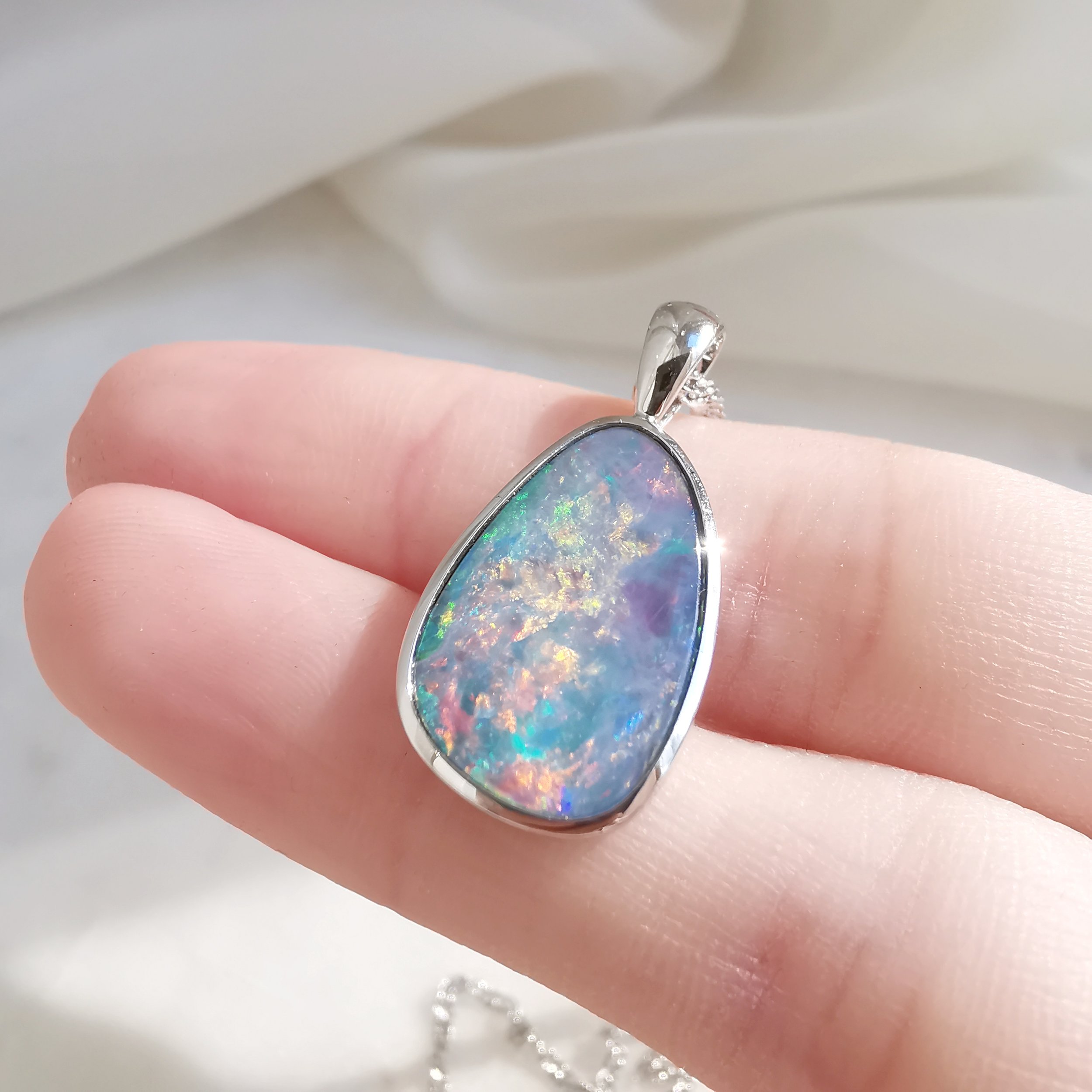18K Mossery Doublet Australian Black Opal Pendant 2.jpeg
