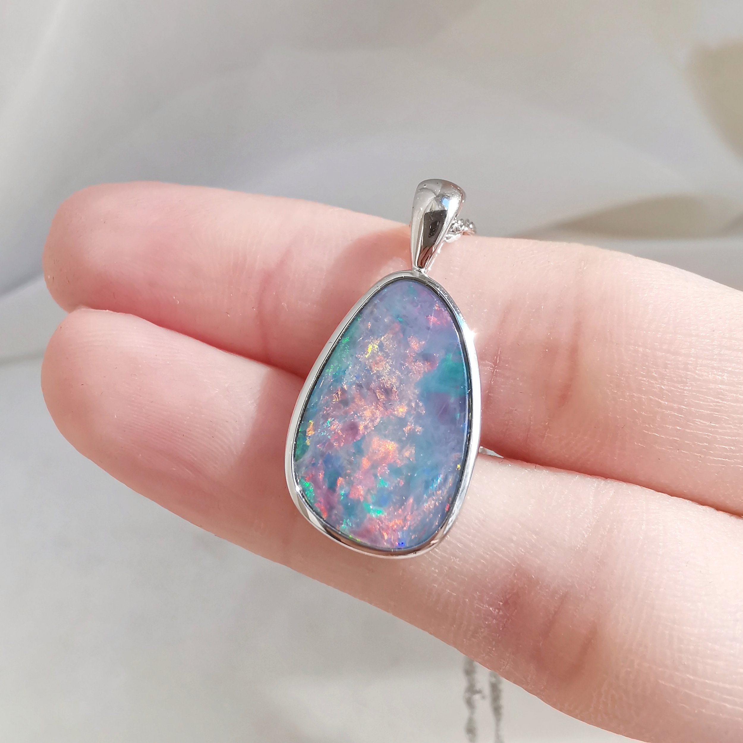 18K Mossery Doublet Australian Black Opal Pendant 3.jpeg