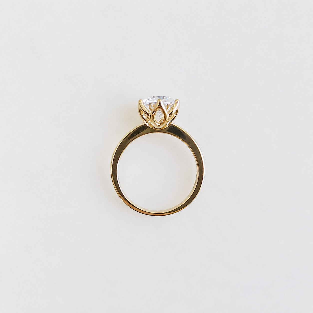 2.61ct Round Lab-Grown Diamond Ring in 18K Yellow Gold.png