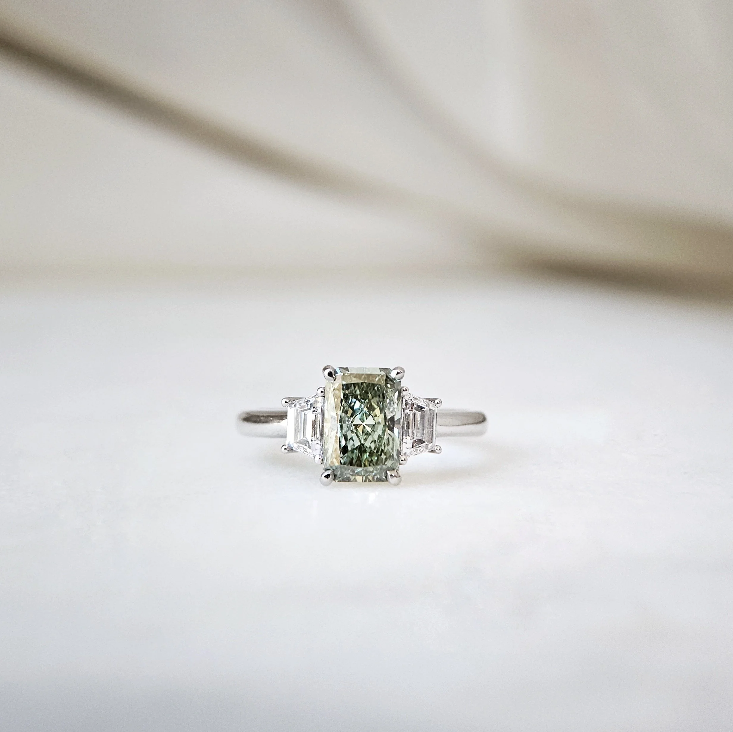 LG711517445-THE-SHADOW-LEAF-RING-07.jpeg